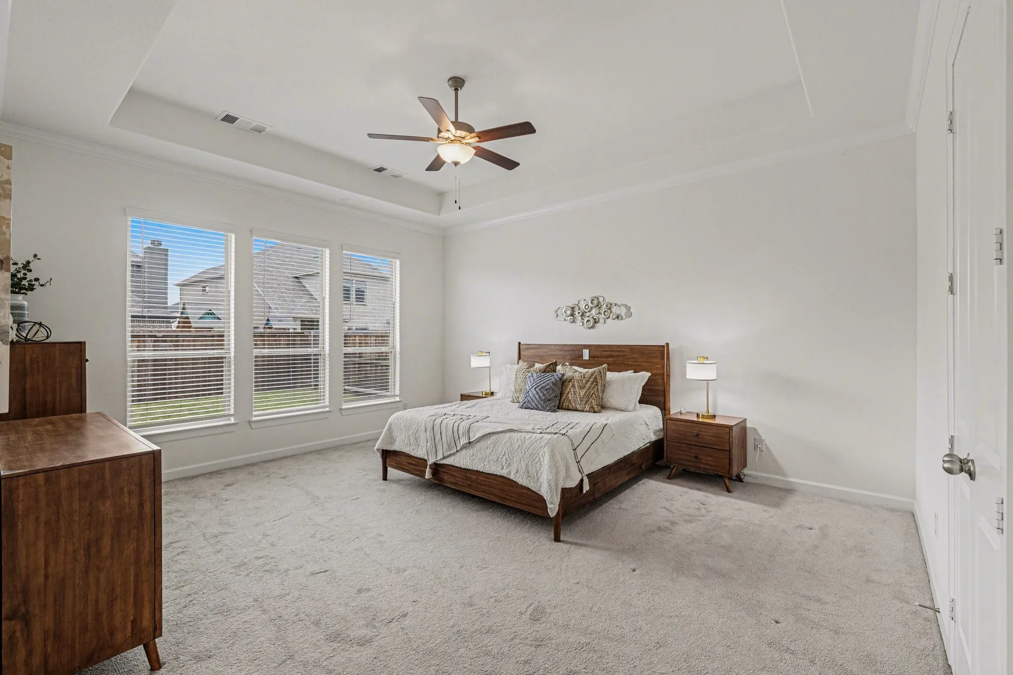Single Family Residence For Sale in Denton County , 16417 Sunnyland Drive, Celina, Texas 75009, 4 Bedroom, 3 Bathroom, 2 Garage spaces, 3,494 Sqft, built in 2022, mls#21388092, Real Estate Agent in Celina, Homes For Sale in Denton county, Homes For Sale in Celina, Realtor in Celina Texas, Real Estate Brokerage Independent Realty Texas, Luminita Cordes Realtor