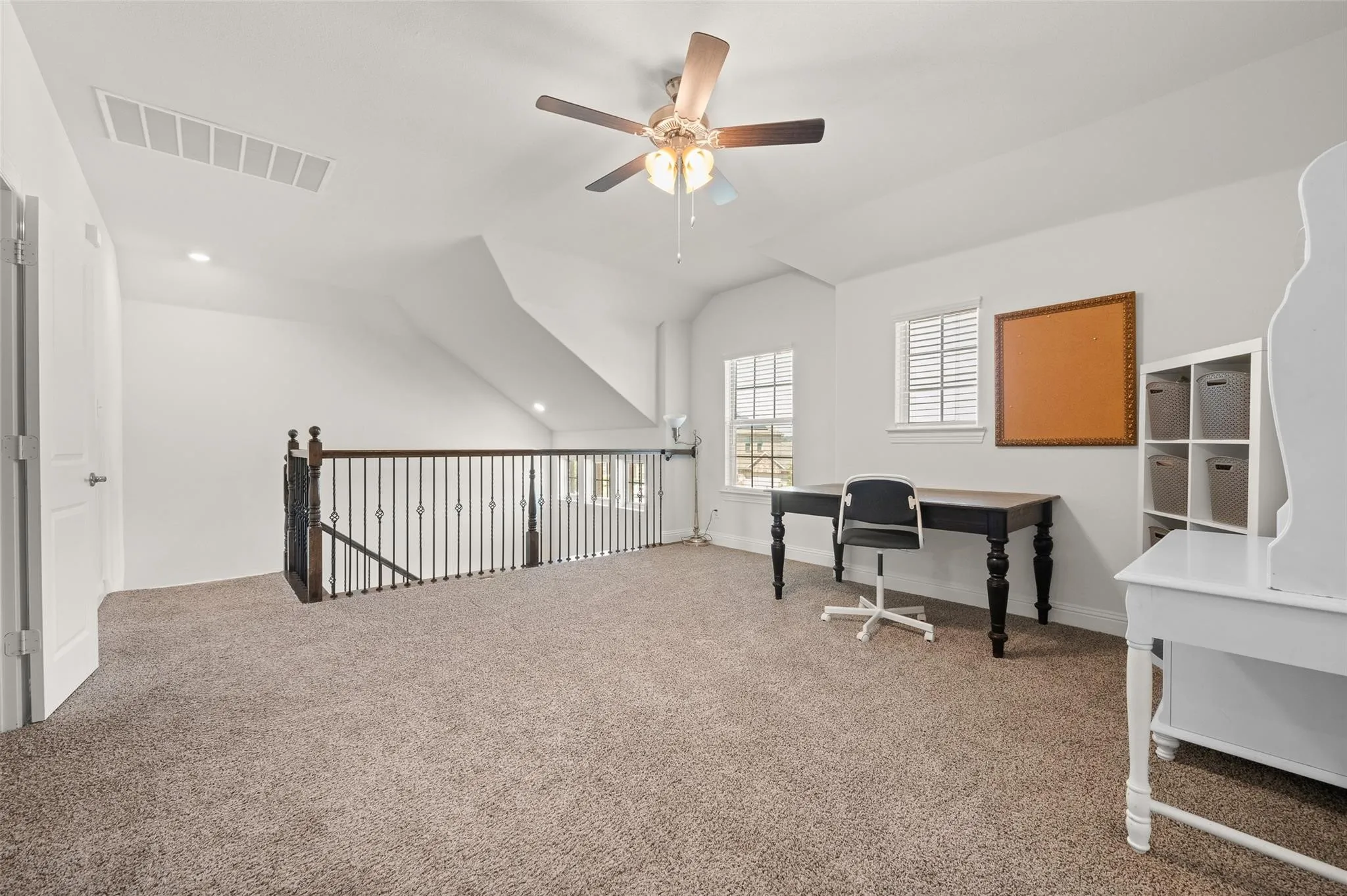 Single Family Residence For Rent in Denton County , 11000 Canyon Mine Drive, Aubrey, Texas 76227, 5 Bedroom, 4 Bathroom, 2 Garage spaces, 3,366 Sqft, built in 2021, mls#21388123, Real Estate Agent in Aubrey, Homes For Rent in Denton county, Homes For Rent in Aubrey, Realtor in Aubrey Texas, Real Estate Brokerage Independent Realty Texas, Luminita Cordes Realtor