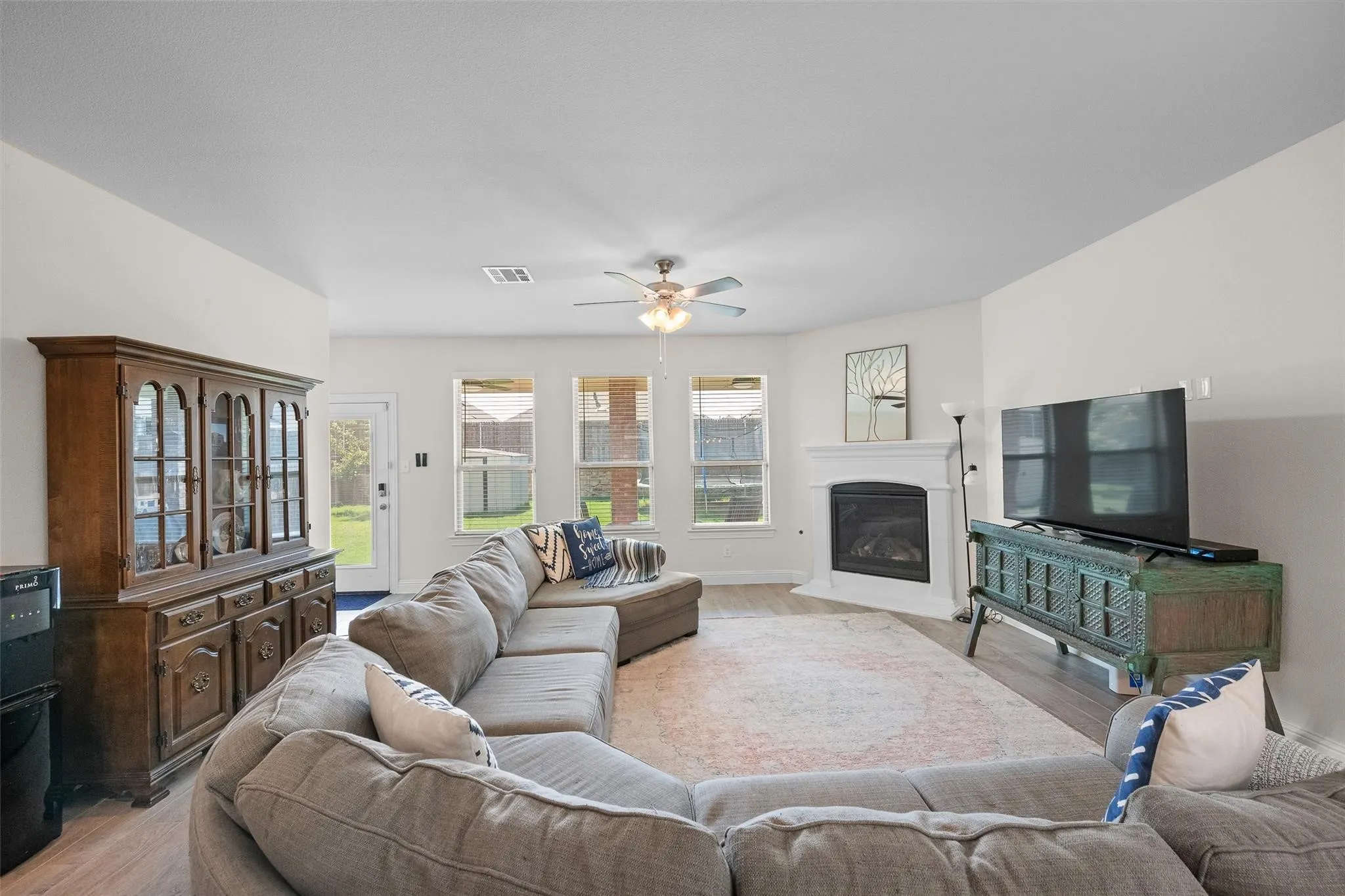 Single Family Residence For Rent in Denton County , 11000 Canyon Mine Drive, Aubrey, Texas 76227, 5 Bedroom, 4 Bathroom, 2 Garage spaces, 3,366 Sqft, built in 2021, mls#21388123, Real Estate Agent in Aubrey, Homes For Rent in Denton county, Homes For Rent in Aubrey, Realtor in Aubrey Texas, Real Estate Brokerage Independent Realty Texas, Luminita Cordes Realtor