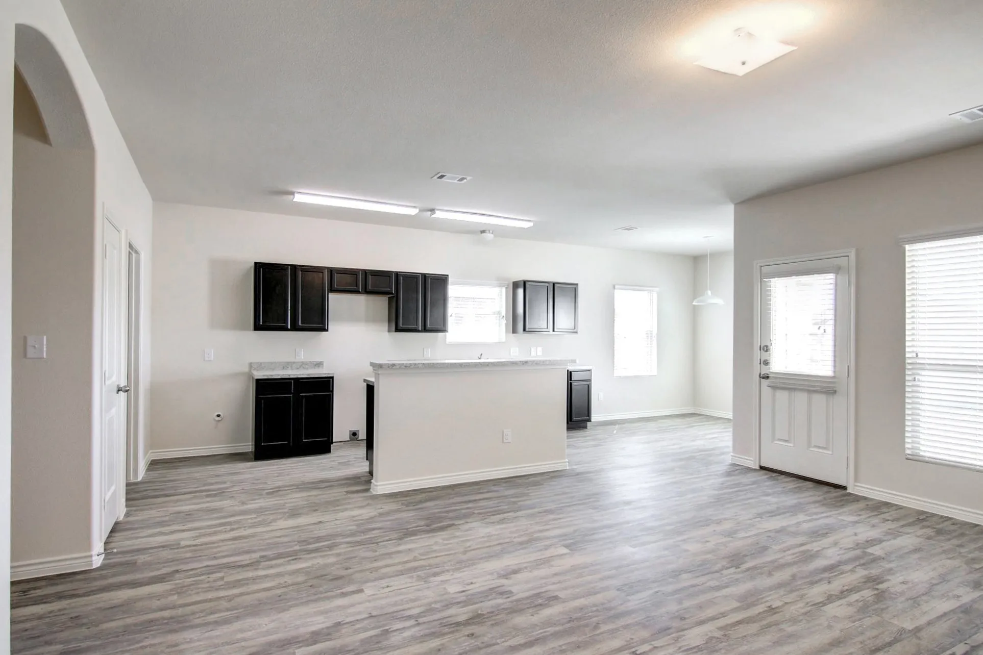 Single Family Residence For Rent in Dallas County , 2035 Augusta Street, Lancaster, Texas 75146, 3 Bedroom, 2 Bathroom, 2 Garage spaces, 1,625 Sqft, built in 2016, mls#21388129, Real Estate Agent in Lancaster, Homes For Rent in Dallas county, Homes For Rent in Lancaster, Realtor in Lancaster Texas, Real Estate Brokerage Independent Realty Texas, Luminita Cordes Realtor