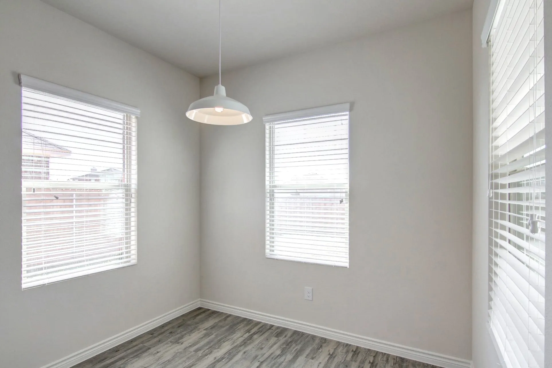 Single Family Residence For Rent in Dallas County , 2035 Augusta Street, Lancaster, Texas 75146, 3 Bedroom, 2 Bathroom, 2 Garage spaces, 1,625 Sqft, built in 2016, mls#21388129, Real Estate Agent in Lancaster, Homes For Rent in Dallas county, Homes For Rent in Lancaster, Realtor in Lancaster Texas, Real Estate Brokerage Independent Realty Texas, Luminita Cordes Realtor