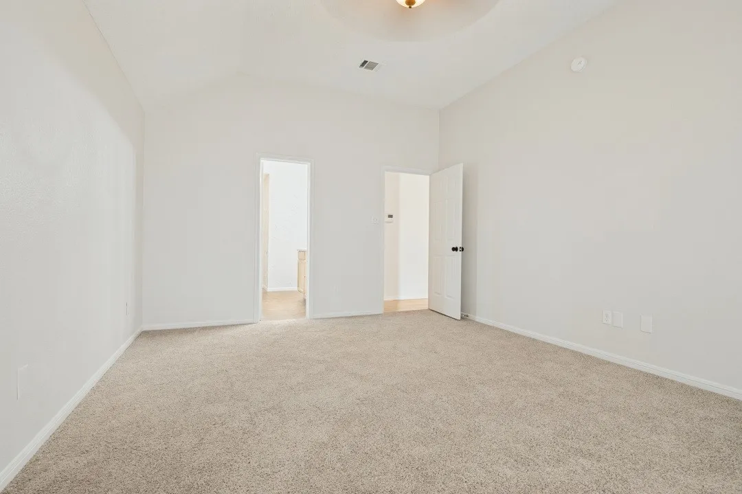 Single Family Residence For Rent in Dallas County , 417 Channel View Terrace, De Soto, Texas 75115, 4 Bedroom, 2 Bathroom, 2 Garage spaces, 2,035 Sqft, built in 1991, mls#21387377, Real Estate Agent in De Soto, Homes For Rent in Dallas county, Homes For Rent in De Soto, Realtor in De Soto Texas, Real Estate Brokerage Independent Realty Texas, Luminita Cordes Realtor