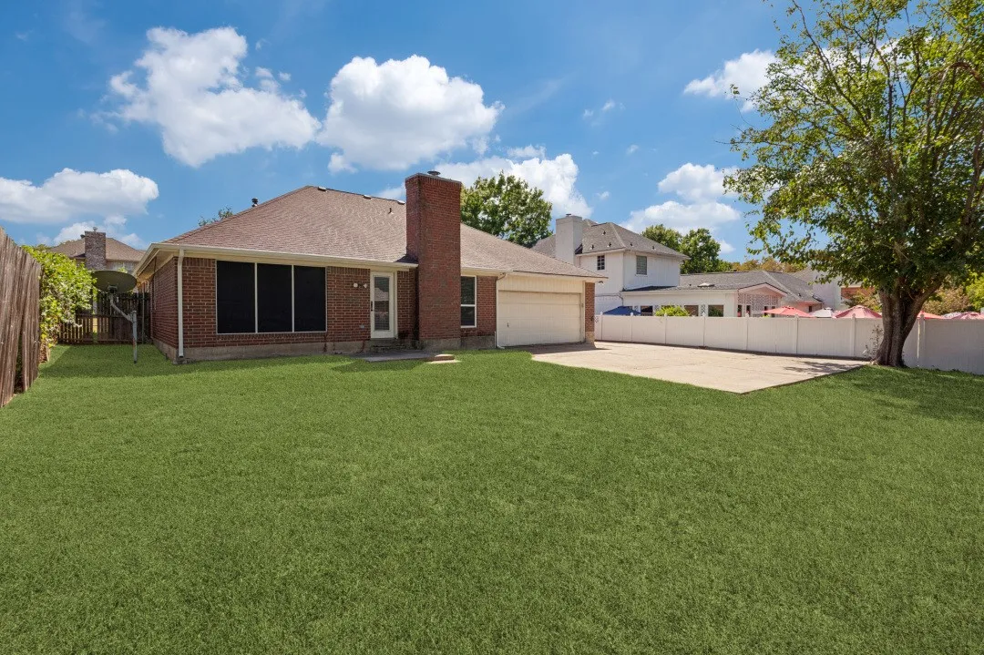 Single Family Residence For Rent in Dallas County , 417 Channel View Terrace, De Soto, Texas 75115, 4 Bedroom, 2 Bathroom, 2 Garage spaces, 2,035 Sqft, built in 1991, mls#21387377, Real Estate Agent in De Soto, Homes For Rent in Dallas county, Homes For Rent in De Soto, Realtor in De Soto Texas, Real Estate Brokerage Independent Realty Texas, Luminita Cordes Realtor
