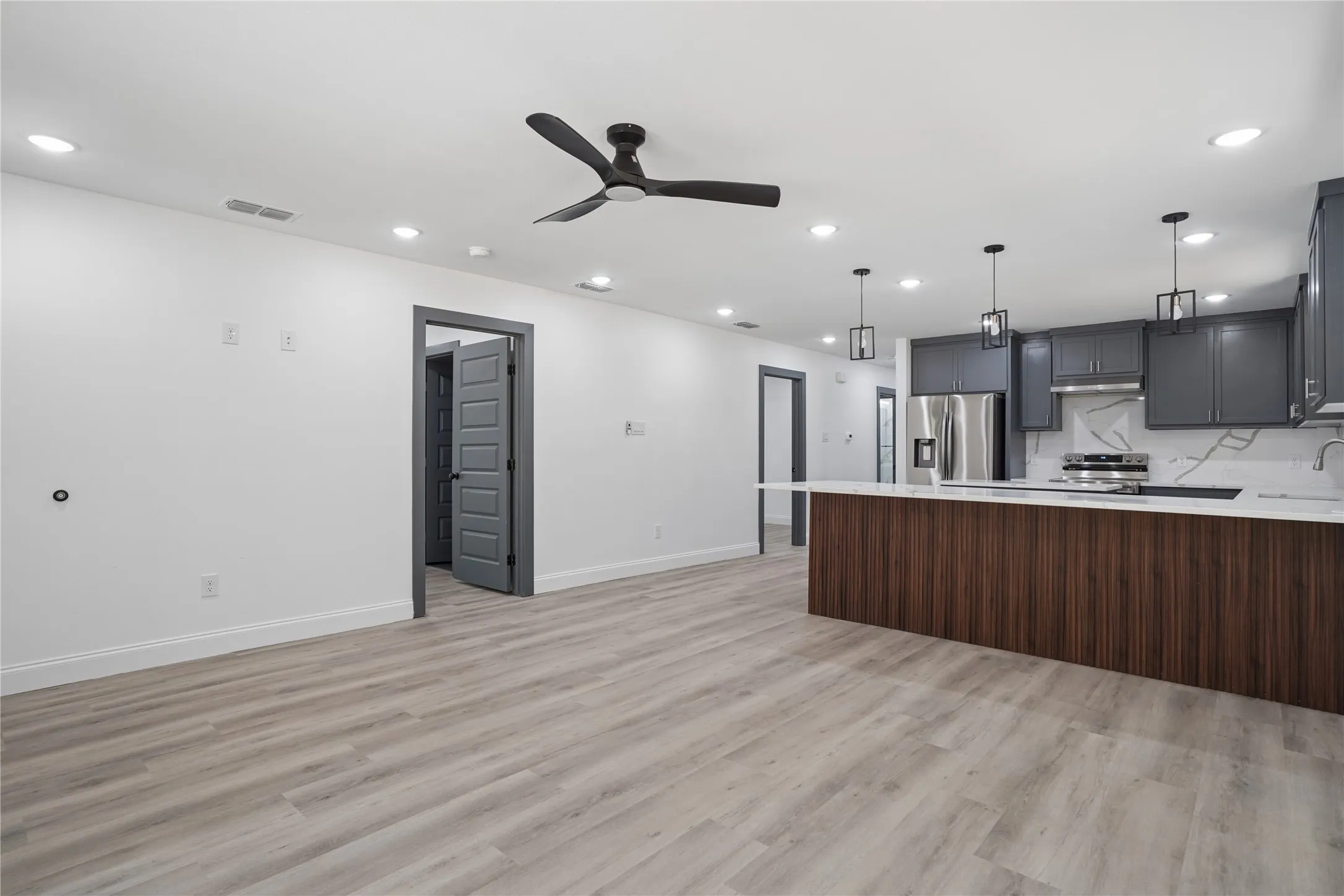 Single Family Residence For Sale in Hopkins County , 117 Maxwell Street, Sulphur Springs, Texas 75482, 3 Bedroom, 2 Bathroom, 1 Garage spaces, 1,550 Sqft, built in 2026, mls#21388032, Real Estate Agent in Sulphur Springs, Homes For Sale in Hopkins county, Homes For Sale in Sulphur Springs, Realtor in Sulphur Springs Texas, Real Estate Brokerage Independent Realty Texas, Luminita Cordes Realtor