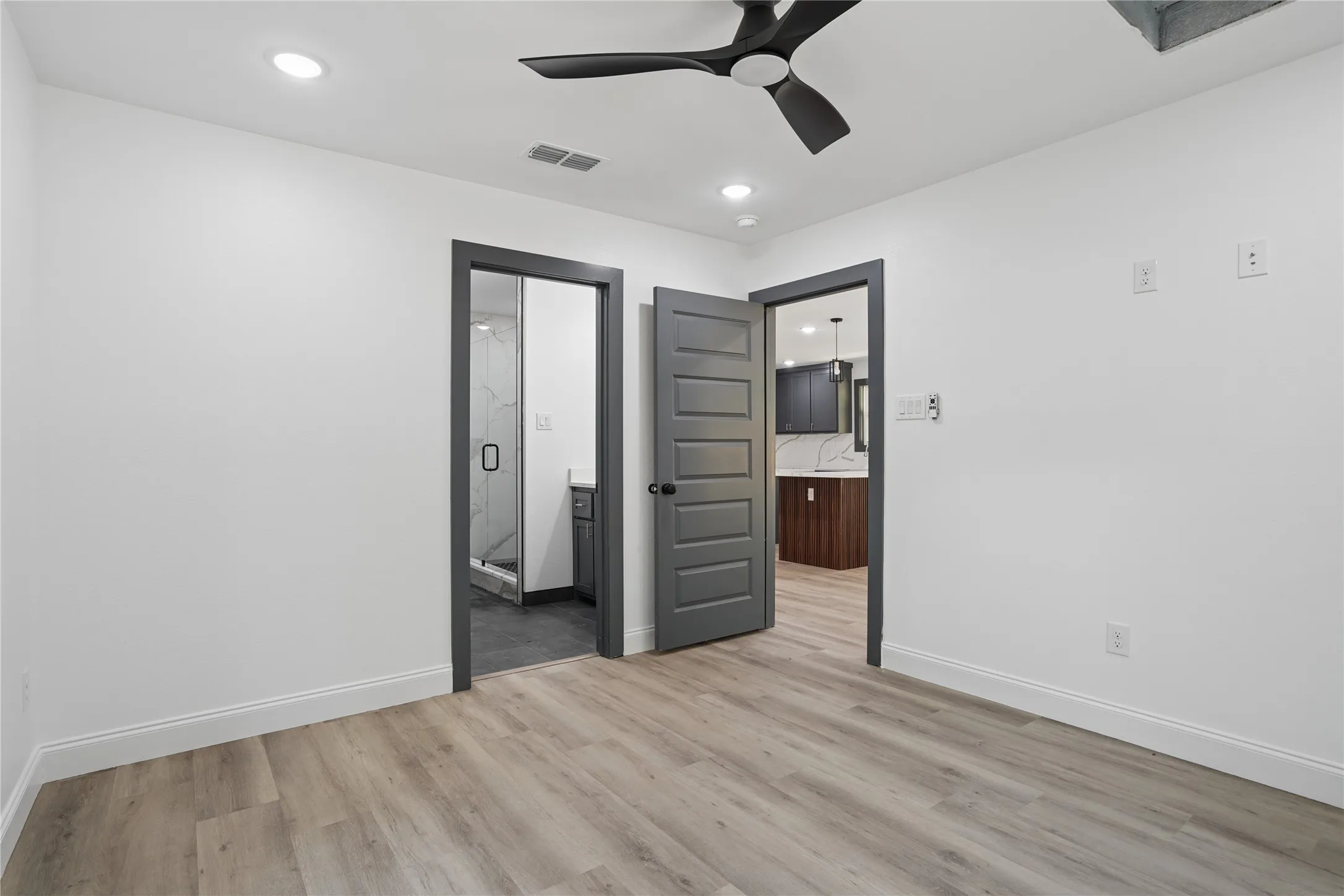 Single Family Residence For Sale in Hopkins County , 117 Maxwell Street, Sulphur Springs, Texas 75482, 3 Bedroom, 2 Bathroom, 1 Garage spaces, 1,550 Sqft, built in 2026, mls#21388032, Real Estate Agent in Sulphur Springs, Homes For Sale in Hopkins county, Homes For Sale in Sulphur Springs, Realtor in Sulphur Springs Texas, Real Estate Brokerage Independent Realty Texas, Luminita Cordes Realtor