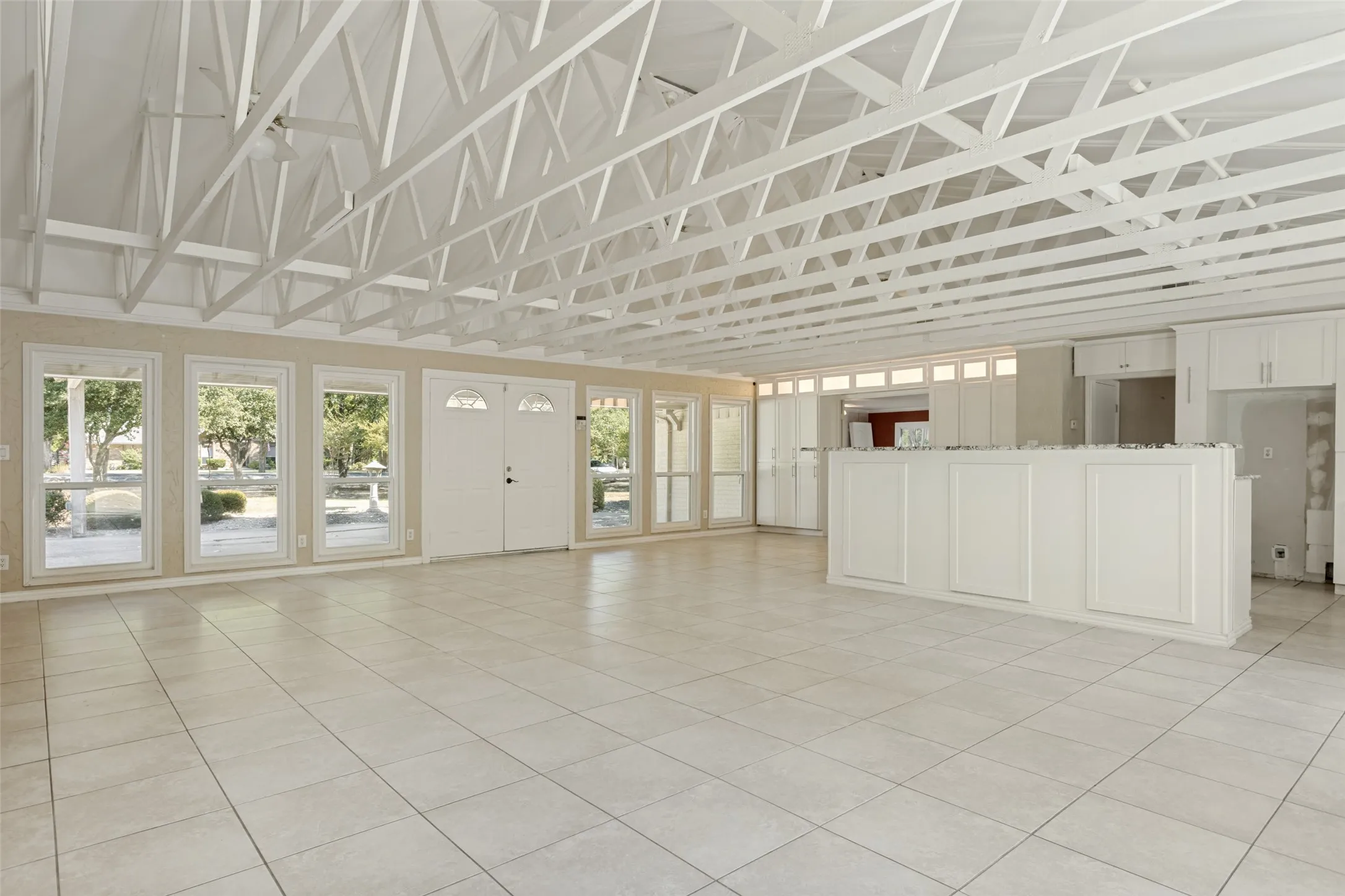 Single Family Residence For Sale in Collin County , 6804 Poco Drive, Parker, Texas 75002, 4 Bedroom, 3 Bathroom, Garage spaces, 2,388 Sqft, built in 1980, mls#21388102, Real Estate Agent in Parker, Homes For Sale in Collin county, Homes For Sale in Parker, Realtor in Parker Texas, Real Estate Brokerage Independent Realty Texas, Luminita Cordes Realtor