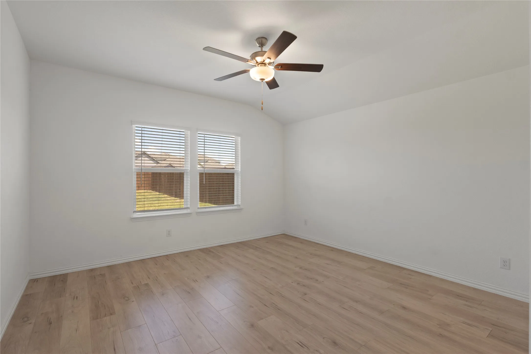 Single Family Residence For Rent in Kaufman County , 1305 Panela Road, Crandall, Texas 75114, 4 Bedroom, 2 Bathroom, 2 Garage spaces, 1,840 Sqft, built in 2024, mls#21388131, Real Estate Agent in Crandall, Homes For Rent in Kaufman county, Homes For Rent in Crandall, Realtor in Crandall Texas, Real Estate Brokerage Independent Realty Texas, Luminita Cordes Realtor