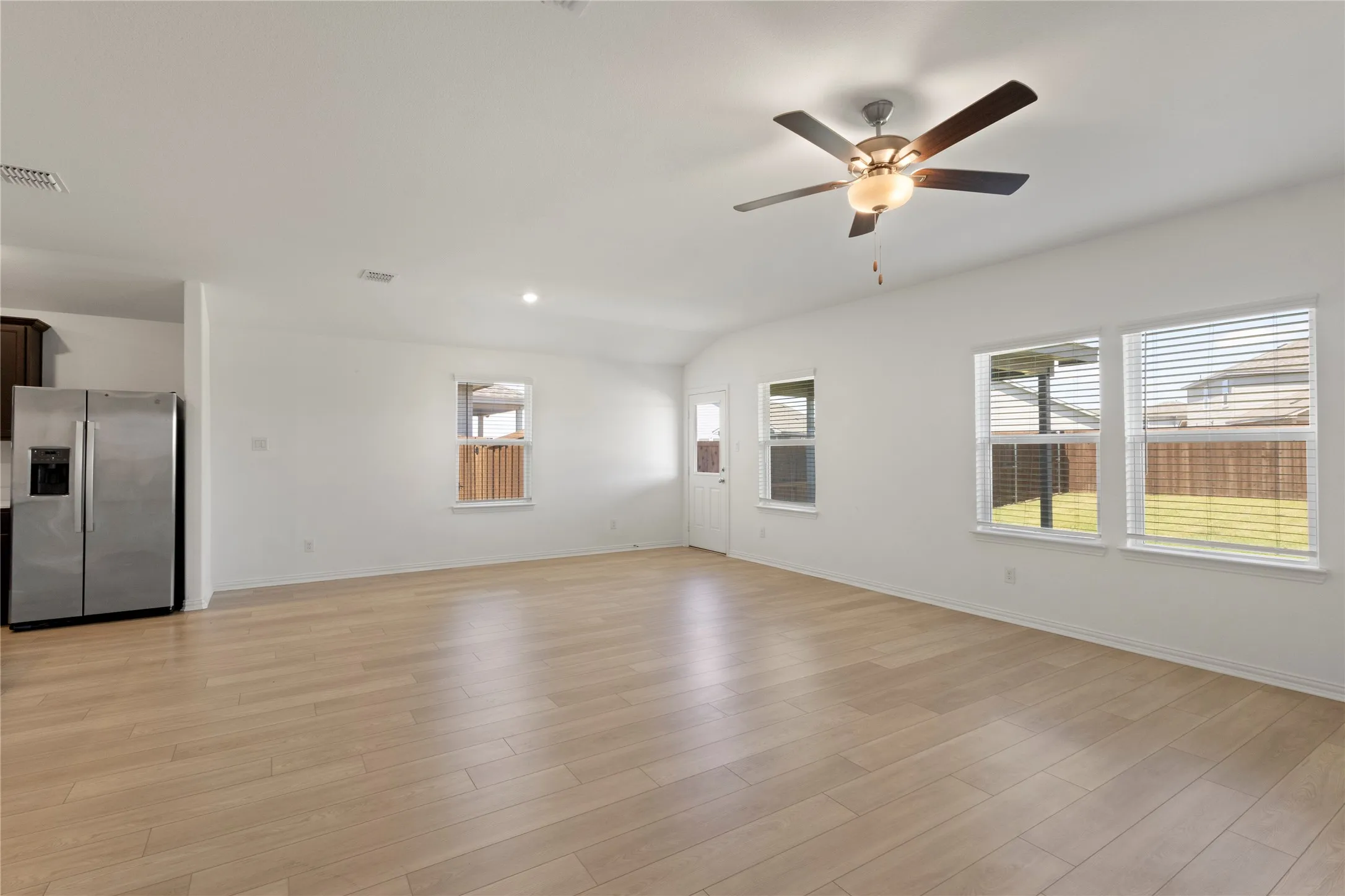 Single Family Residence For Rent in Kaufman County , 1305 Panela Road, Crandall, Texas 75114, 4 Bedroom, 2 Bathroom, 2 Garage spaces, 1,840 Sqft, built in 2024, mls#21388131, Real Estate Agent in Crandall, Homes For Rent in Kaufman county, Homes For Rent in Crandall, Realtor in Crandall Texas, Real Estate Brokerage Independent Realty Texas, Luminita Cordes Realtor