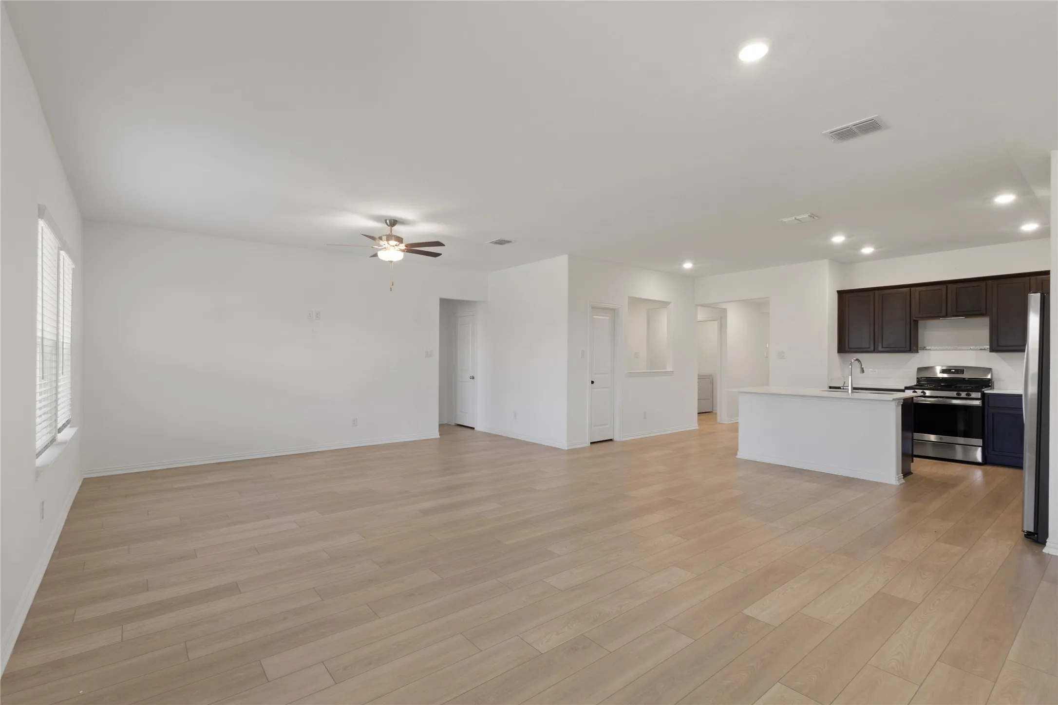 Single Family Residence For Rent in Kaufman County , 1305 Panela Road, Crandall, Texas 75114, 4 Bedroom, 2 Bathroom, 2 Garage spaces, 1,840 Sqft, built in 2024, mls#21388131, Real Estate Agent in Crandall, Homes For Rent in Kaufman county, Homes For Rent in Crandall, Realtor in Crandall Texas, Real Estate Brokerage Independent Realty Texas, Luminita Cordes Realtor