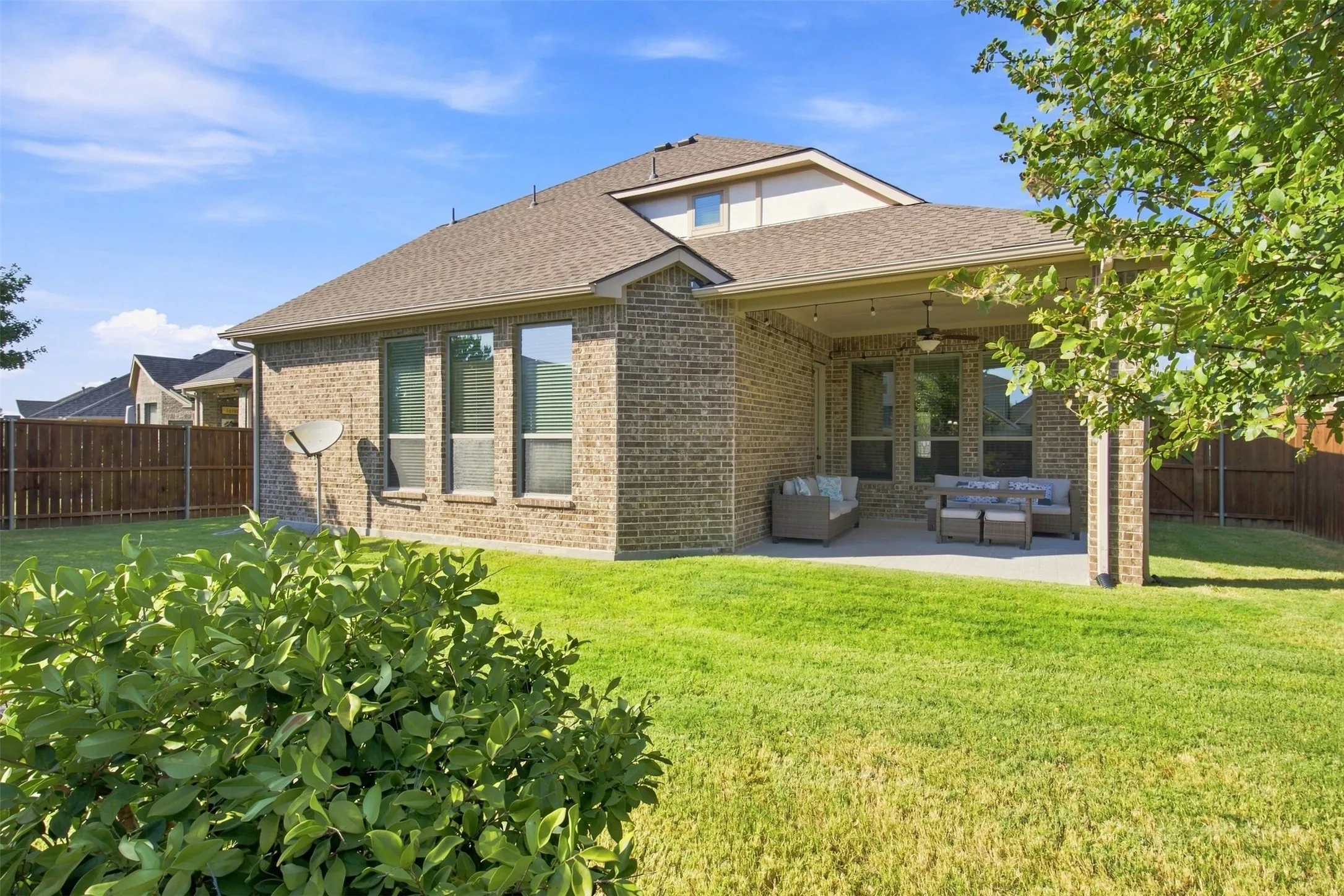 Single Family Residence For Sale in Collin County , 118 Lavender Lane, Wylie, Texas 75098, 4 Bedroom, 3 Bathroom, 2 Garage spaces, 2,811 Sqft, built in 2017, mls#21368860, Real Estate Agent in Wylie, Homes For Sale in Collin county, Homes For Sale in Wylie, Realtor in Wylie Texas, Real Estate Brokerage Independent Realty Texas, Luminita Cordes Realtor
