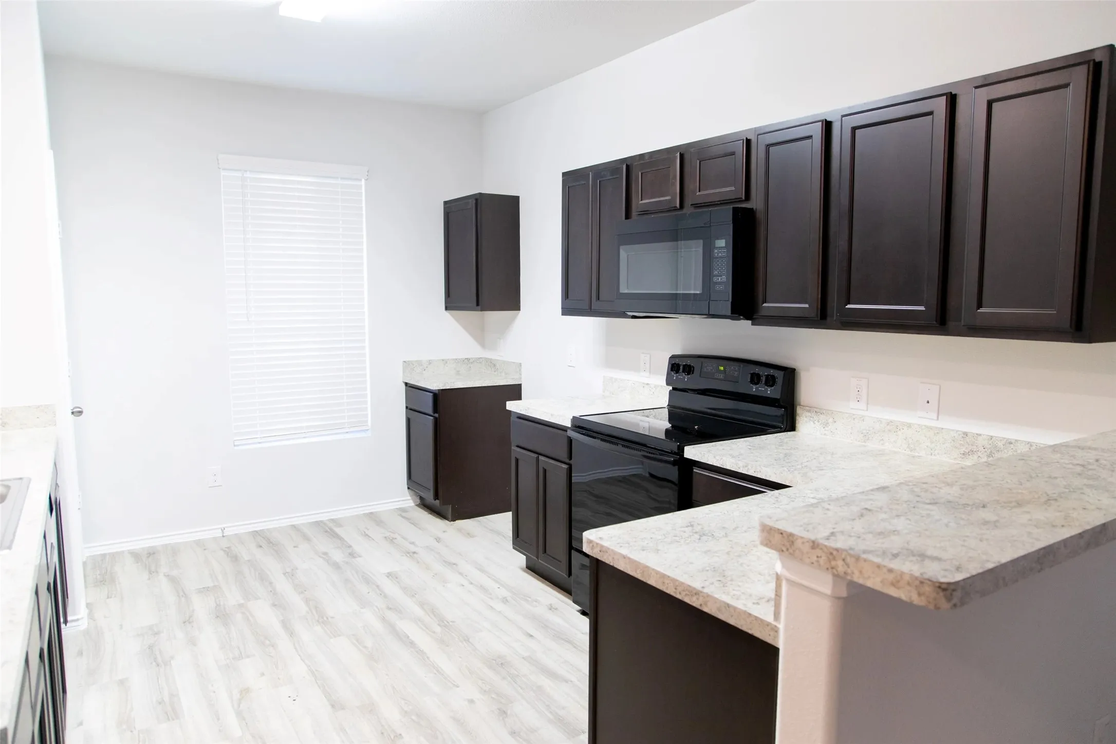 Single Family Residence For Rent in Dallas County , 1918 Jasmine Drive, Lancaster, Texas 75146, 4 Bedroom, 3 Bathroom, 2 Garage spaces, 1,731 Sqft, built in 2016, mls#21388147, Real Estate Agent in Lancaster, Homes For Rent in Dallas county, Homes For Rent in Lancaster, Realtor in Lancaster Texas, Real Estate Brokerage Independent Realty Texas, Luminita Cordes Realtor