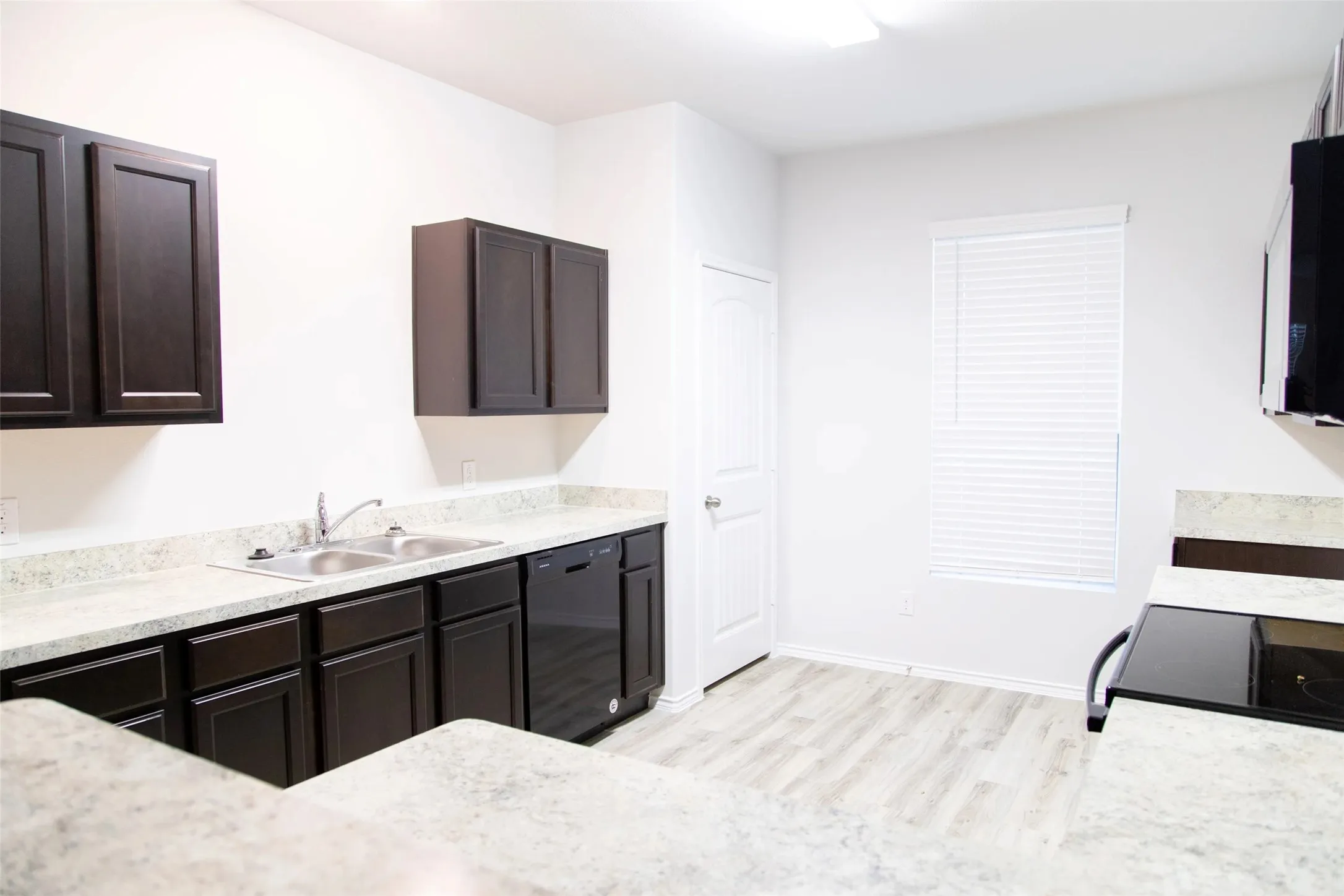 Single Family Residence For Rent in Dallas County , 1918 Jasmine Drive, Lancaster, Texas 75146, 4 Bedroom, 3 Bathroom, 2 Garage spaces, 1,731 Sqft, built in 2016, mls#21388147, Real Estate Agent in Lancaster, Homes For Rent in Dallas county, Homes For Rent in Lancaster, Realtor in Lancaster Texas, Real Estate Brokerage Independent Realty Texas, Luminita Cordes Realtor