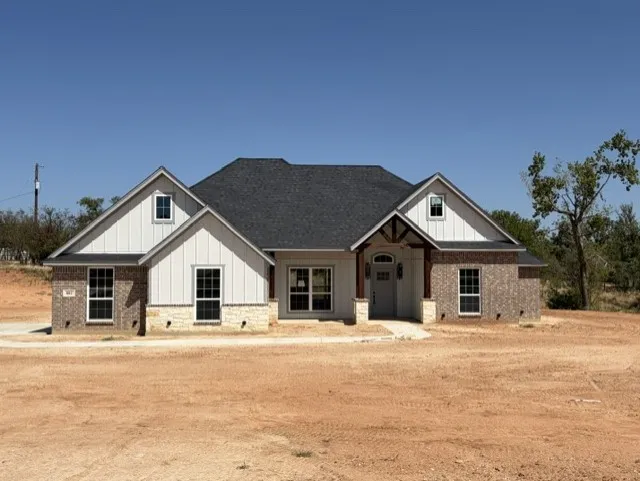 Single Family Residence For Sale in Parker County , 882 Eagles Way, Springtown, Texas 76082, 4 Bedroom, 2 Bathroom, 2 Garage spaces, 2,018 Sqft, built in 2026, mls#21388154, Real Estate Agent in Springtown, Homes For Sale in Parker county, Homes For Sale in Springtown, Realtor in Springtown Texas, Real Estate Brokerage Independent Realty Texas, Luminita Cordes Realtor