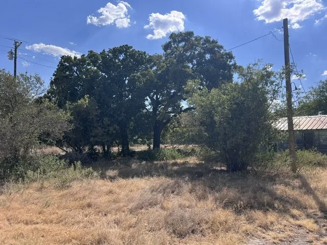 Single Family Residence For Sale in Callahan County , TBD C.R. 241, Clyde, Texas 79510, 0, 0, Garage spaces, 600 Sqft, built in 1951, mls#21387745, Real Estate Agent in Clyde, Homes For Sale in Callahan county, Homes For Sale in Clyde, Realtor in Clyde Texas, Real Estate Brokerage Independent Realty Texas, Luminita Cordes Realtor
