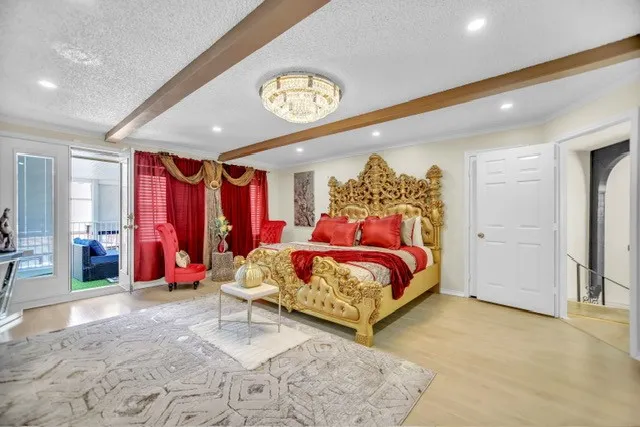 Single Family Residence For Sale in Tarrant County , 504 Cholla Court, Fort Worth, Texas 76112, 4 Bedroom, 4 Bathroom, 2 Garage spaces, 3,439 Sqft, built in 1973, mls#21386178, Real Estate Agent in Fort Worth, Homes For Sale in Tarrant county, Homes For Sale in Fort Worth, Realtor in Fort Worth Texas, Real Estate Brokerage Independent Realty Texas, Luminita Cordes Realtor