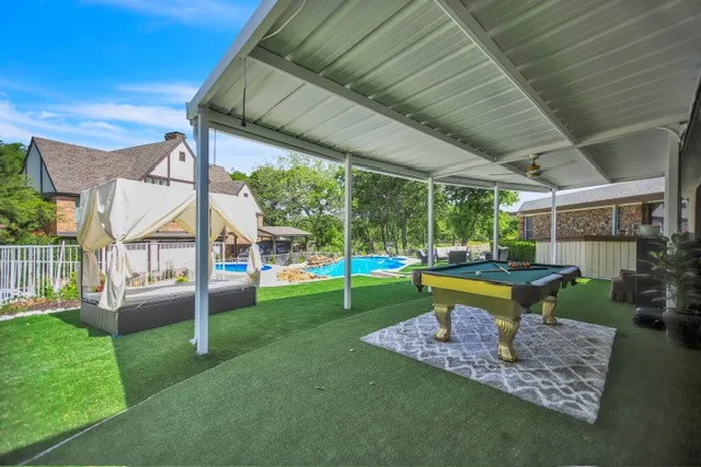 Single Family Residence For Sale in Tarrant County , 504 Cholla Court, Fort Worth, Texas 76112, 4 Bedroom, 4 Bathroom, 2 Garage spaces, 3,439 Sqft, built in 1973, mls#21386178, Real Estate Agent in Fort Worth, Homes For Sale in Tarrant county, Homes For Sale in Fort Worth, Realtor in Fort Worth Texas, Real Estate Brokerage Independent Realty Texas, Luminita Cordes Realtor