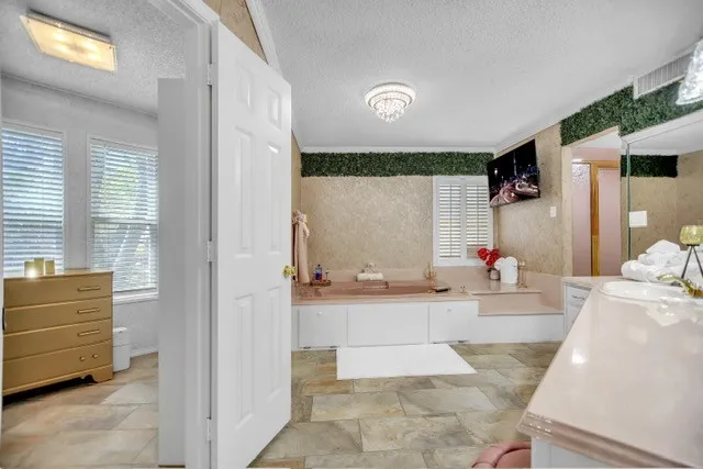 Single Family Residence For Sale in Tarrant County , 504 Cholla Court, Fort Worth, Texas 76112, 4 Bedroom, 4 Bathroom, 2 Garage spaces, 3,439 Sqft, built in 1973, mls#21386178, Real Estate Agent in Fort Worth, Homes For Sale in Tarrant county, Homes For Sale in Fort Worth, Realtor in Fort Worth Texas, Real Estate Brokerage Independent Realty Texas, Luminita Cordes Realtor