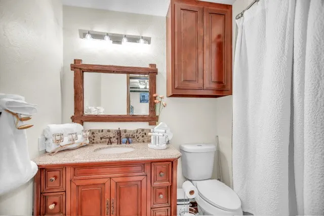Single Family Residence For Sale in Tarrant County , 504 Cholla Court, Fort Worth, Texas 76112, 4 Bedroom, 4 Bathroom, 2 Garage spaces, 3,439 Sqft, built in 1973, mls#21386178, Real Estate Agent in Fort Worth, Homes For Sale in Tarrant county, Homes For Sale in Fort Worth, Realtor in Fort Worth Texas, Real Estate Brokerage Independent Realty Texas, Luminita Cordes Realtor