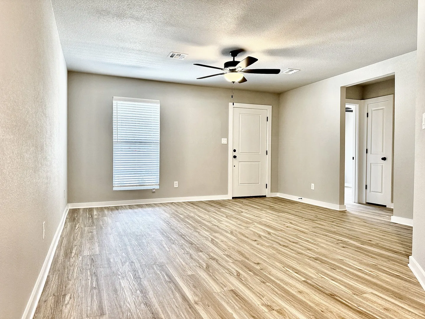 Single Family Residence For Rent in Grayson County , 2384 Miller Street, Denison, Texas 75020, 3 Bedroom, 2 Bathroom, 1 Garage spaces, 1,248 Sqft, built in 2024, mls#21388150, Real Estate Agent in Denison, Homes For Rent in Grayson county, Homes For Rent in Denison, Realtor in Denison Texas, Real Estate Brokerage Independent Realty Texas, Luminita Cordes Realtor