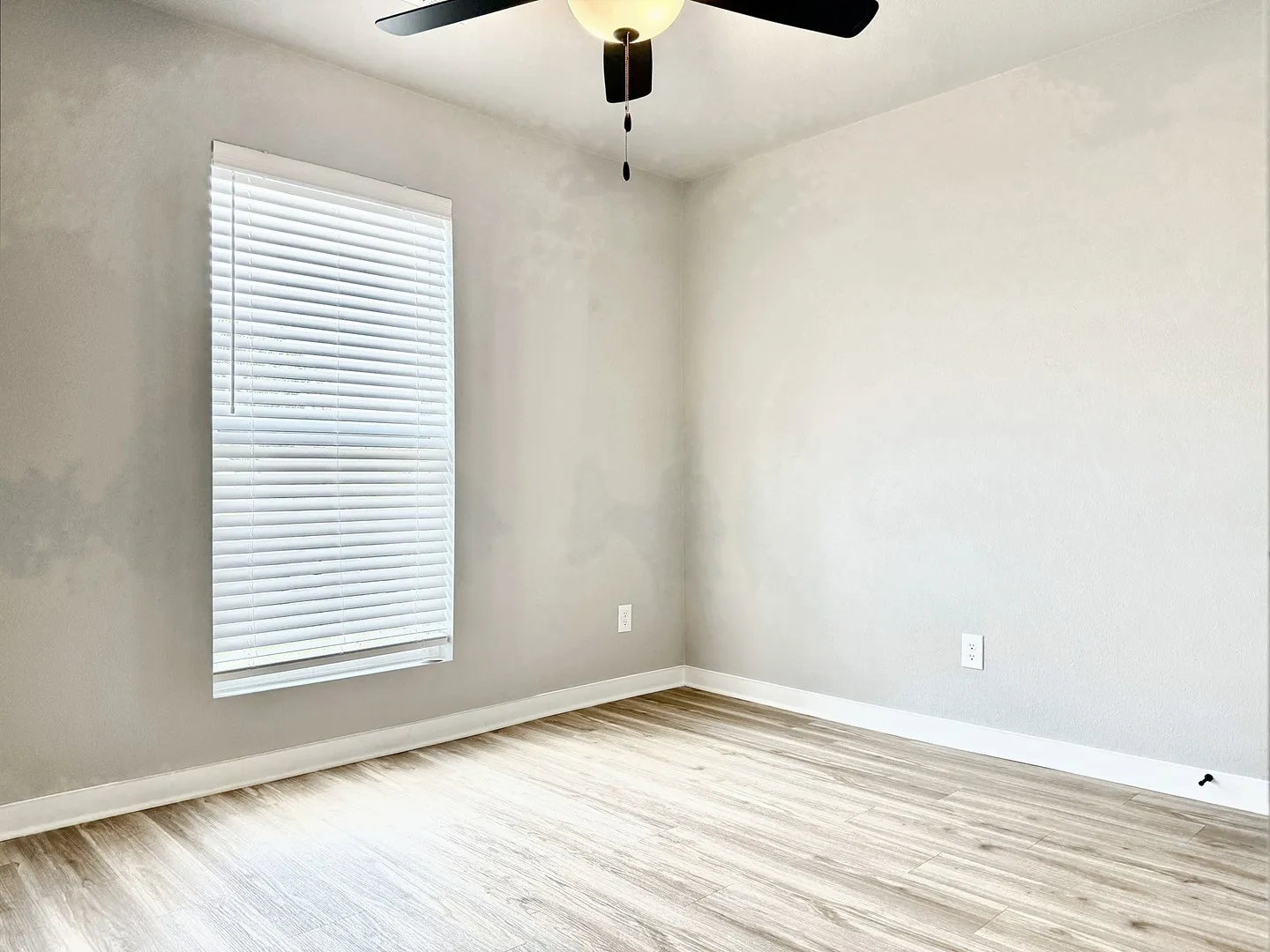 Single Family Residence For Rent in Grayson County , 2384 Miller Street, Denison, Texas 75020, 3 Bedroom, 2 Bathroom, 1 Garage spaces, 1,248 Sqft, built in 2024, mls#21388150, Real Estate Agent in Denison, Homes For Rent in Grayson county, Homes For Rent in Denison, Realtor in Denison Texas, Real Estate Brokerage Independent Realty Texas, Luminita Cordes Realtor