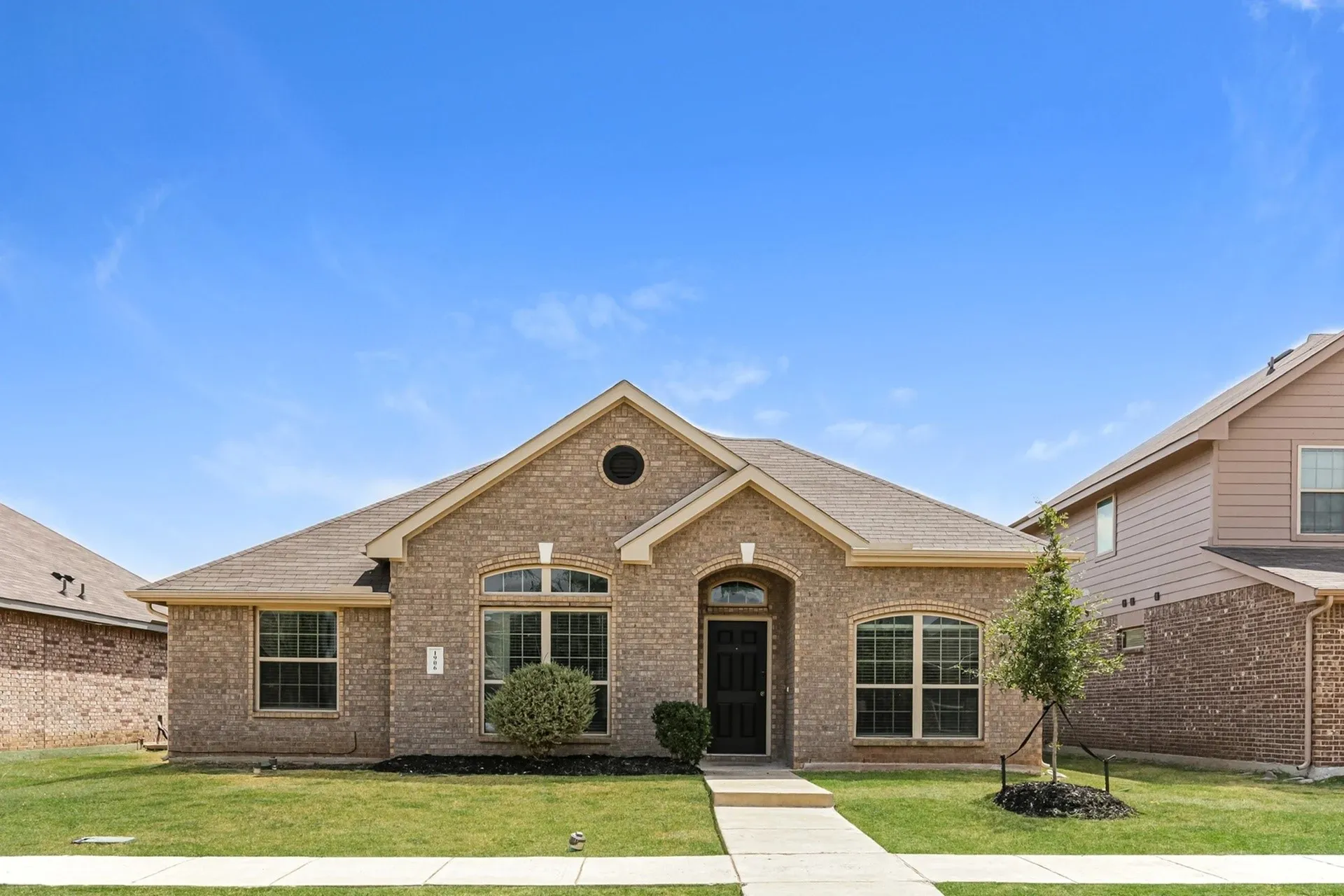 Single Family Residence For Rent in Dallas County , 1906 Jasmine Drive, Lancaster, Texas 75146, 3 Bedroom, 2 Bathroom, 2 Garage spaces, 1,693 Sqft, built in 2016, mls#21388167, Real Estate Agent in Lancaster, Homes For Rent in Dallas county, Homes For Rent in Lancaster, Realtor in Lancaster Texas, Real Estate Brokerage Independent Realty Texas, Luminita Cordes Realtor