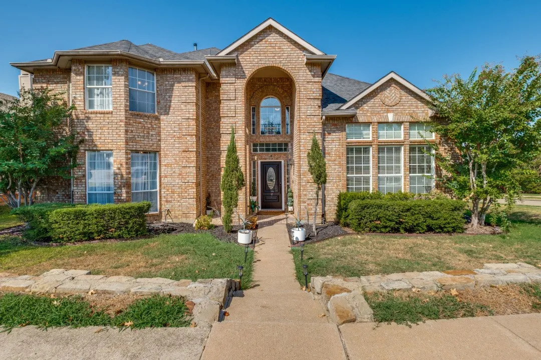 Single Family Residence For Sale in Denton County , 4333 Boca Raton Drive, The Colony, Texas 75056, 4 Bedroom, 4 Bathroom, 2 Garage spaces, 3,281 Sqft, built in 1995, mls#21387613, Real Estate Agent in The Colony, Homes For Sale in Denton county, Homes For Sale in The Colony, Realtor in The Colony Texas, Real Estate Brokerage Independent Realty Texas, Luminita Cordes Realtor