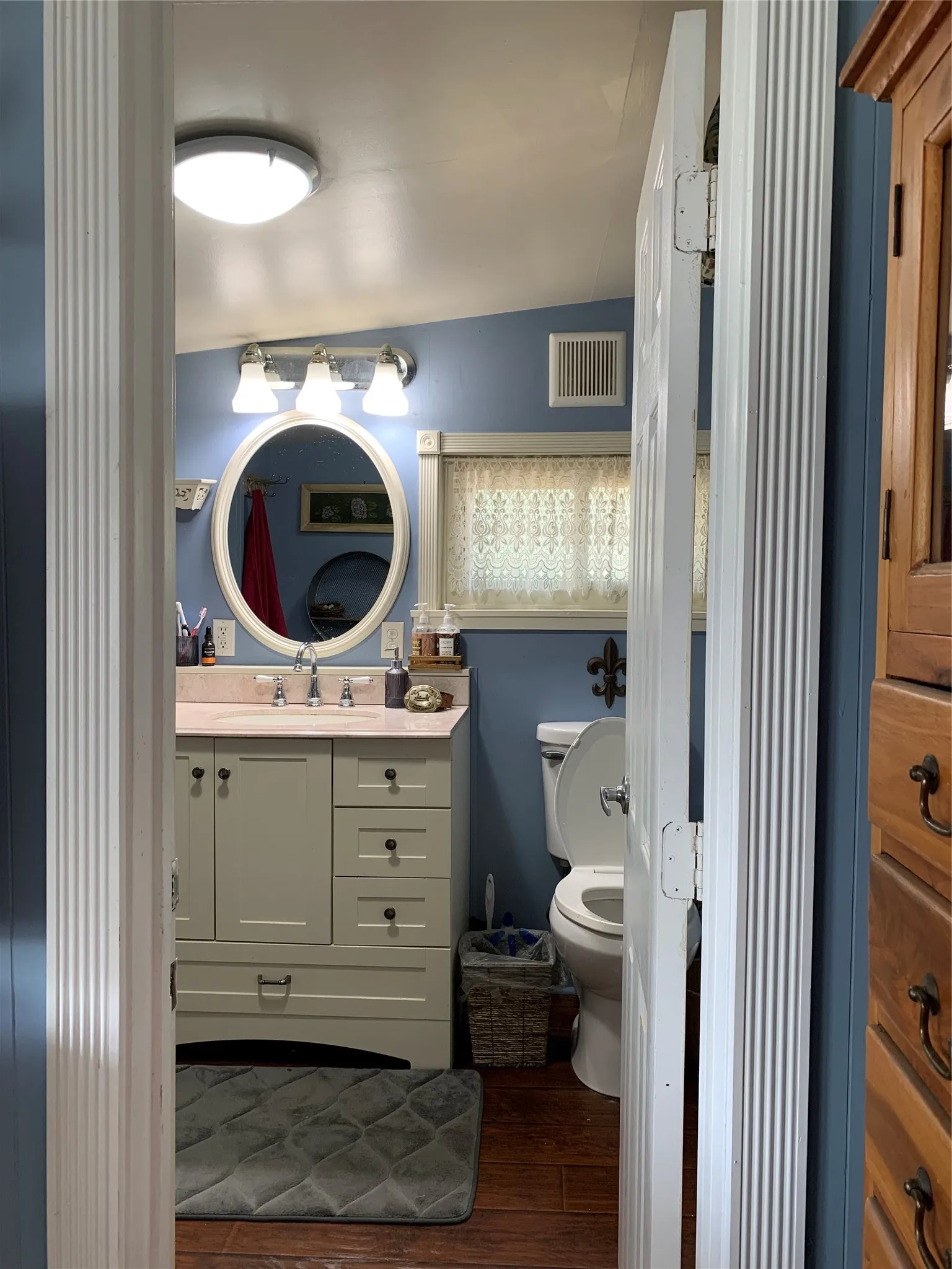 Single Family Residence For Sale in Wood County , 1361 County Road 3230, Quitman, Texas 75783, 3 Bedroom, 3 Bathroom, Garage spaces, 1,400 Sqft, built in 2006, mls#21388001, Real Estate Agent in Quitman, Homes For Sale in Wood county, Homes For Sale in Quitman, Realtor in Quitman Texas, Real Estate Brokerage Independent Realty Texas, Luminita Cordes Realtor