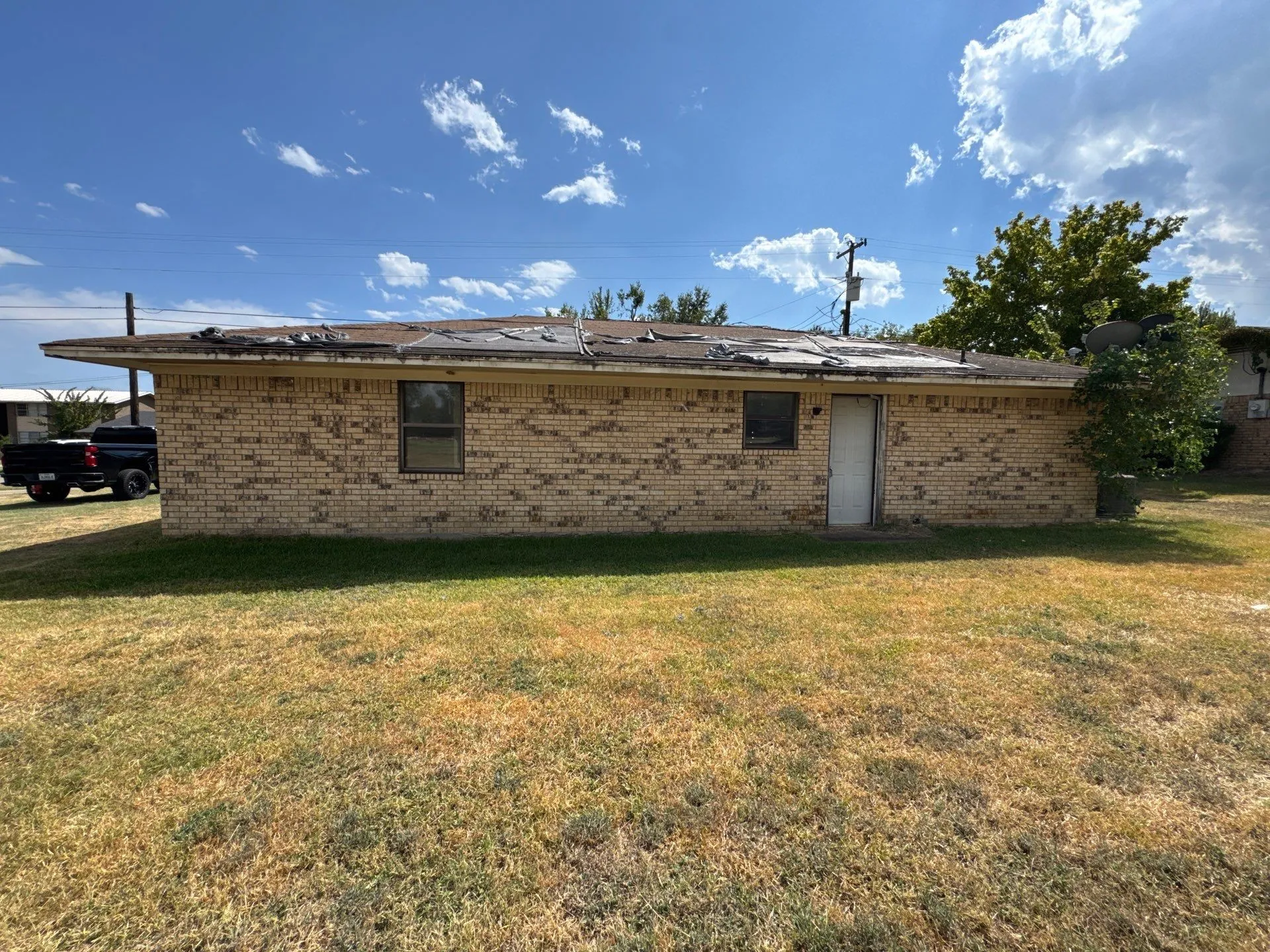 Single Family Residence For Sale in Hopkins County , 741 Calvert Street, Sulphur Springs, Texas 75482, 2 Bedroom, 1 Bathroom, Garage spaces, 760 Sqft, built in 1980, mls#21386580, Real Estate Agent in Sulphur Springs, Homes For Sale in Hopkins county, Homes For Sale in Sulphur Springs, Realtor in Sulphur Springs Texas, Real Estate Brokerage Independent Realty Texas, Luminita Cordes Realtor
