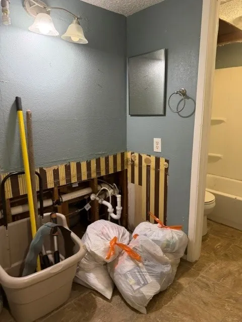 Condominium For Sale in Tarrant County , 5504 Boca Raton Boulevard 334, Fort Worth, Texas 76112, 2 Bedroom, 2 Bathroom, Garage spaces, 1,017 Sqft, built in 1972, mls#21387808, Real Estate Agent in Fort Worth, Homes For Sale in Tarrant county, Homes For Sale in Fort Worth, Realtor in Fort Worth Texas, Real Estate Brokerage Independent Realty Texas, Luminita Cordes Realtor