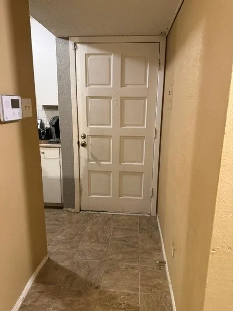 Condominium For Sale in Tarrant County , 5504 Boca Raton Boulevard 334, Fort Worth, Texas 76112, 2 Bedroom, 2 Bathroom, Garage spaces, 1,017 Sqft, built in 1972, mls#21387808, Real Estate Agent in Fort Worth, Homes For Sale in Tarrant county, Homes For Sale in Fort Worth, Realtor in Fort Worth Texas, Real Estate Brokerage Independent Realty Texas, Luminita Cordes Realtor