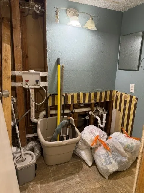Condominium For Sale in Tarrant County , 5504 Boca Raton Boulevard 334, Fort Worth, Texas 76112, 2 Bedroom, 2 Bathroom, Garage spaces, 1,017 Sqft, built in 1972, mls#21387808, Real Estate Agent in Fort Worth, Homes For Sale in Tarrant county, Homes For Sale in Fort Worth, Realtor in Fort Worth Texas, Real Estate Brokerage Independent Realty Texas, Luminita Cordes Realtor