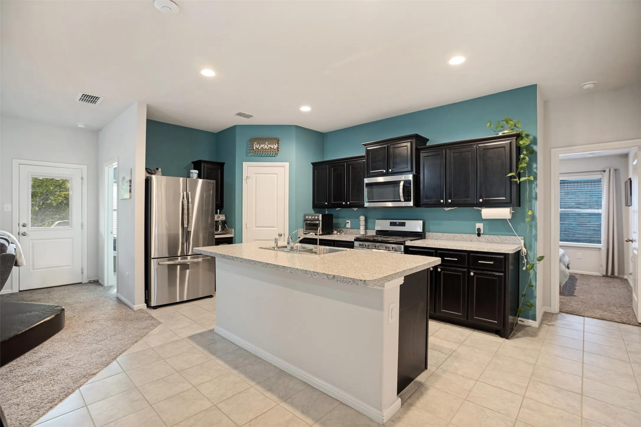 Single Family Residence For Sale in Denton County , 16537 White Fish Lane, Justin, Texas 76247, 3 Bedroom, 2 Bathroom, 2 Garage spaces, 1,536 Sqft, built in 2022, mls#21385507, Real Estate Agent in Justin, Homes For Sale in Denton county, Homes For Sale in Justin, Realtor in Justin Texas, Real Estate Brokerage Independent Realty Texas, Luminita Cordes Realtor