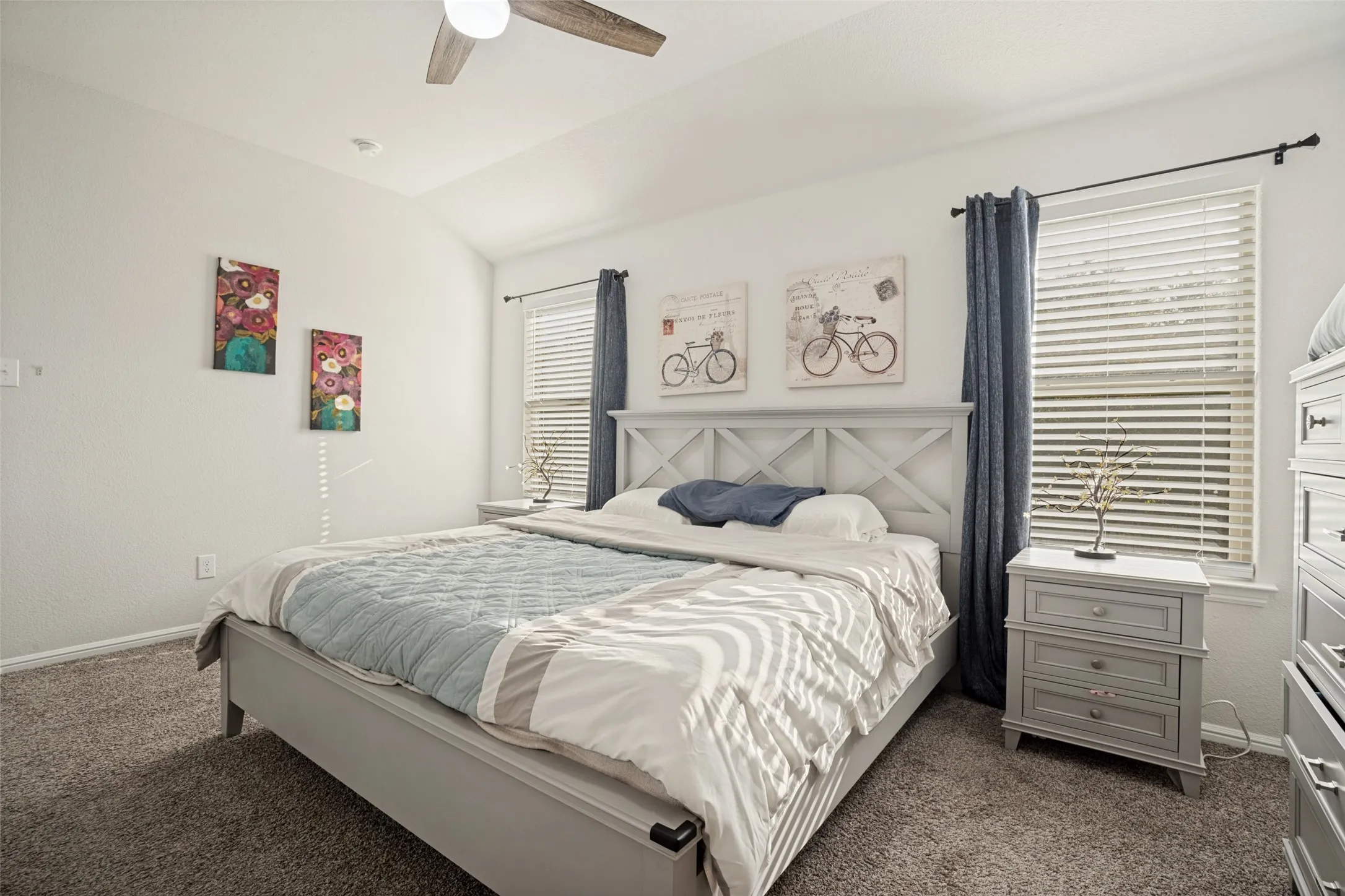 Single Family Residence For Sale in Denton County , 16537 White Fish Lane, Justin, Texas 76247, 3 Bedroom, 2 Bathroom, 2 Garage spaces, 1,536 Sqft, built in 2022, mls#21385507, Real Estate Agent in Justin, Homes For Sale in Denton county, Homes For Sale in Justin, Realtor in Justin Texas, Real Estate Brokerage Independent Realty Texas, Luminita Cordes Realtor
