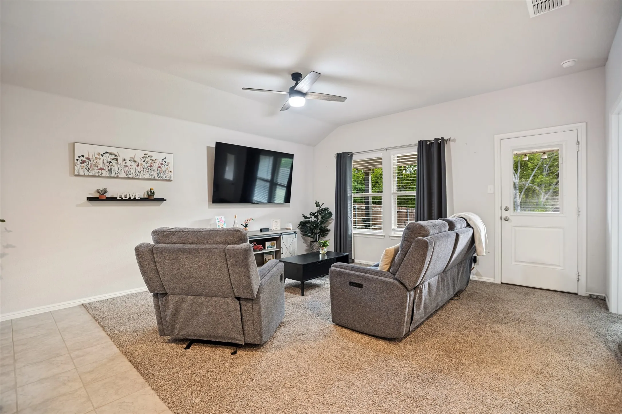 Single Family Residence For Sale in Denton County , 16537 White Fish Lane, Justin, Texas 76247, 3 Bedroom, 2 Bathroom, 2 Garage spaces, 1,536 Sqft, built in 2022, mls#21385507, Real Estate Agent in Justin, Homes For Sale in Denton county, Homes For Sale in Justin, Realtor in Justin Texas, Real Estate Brokerage Independent Realty Texas, Luminita Cordes Realtor