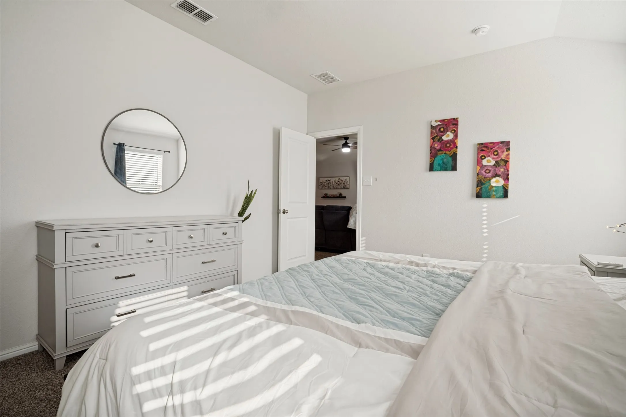 Single Family Residence For Sale in Denton County , 16537 White Fish Lane, Justin, Texas 76247, 3 Bedroom, 2 Bathroom, 2 Garage spaces, 1,536 Sqft, built in 2022, mls#21385507, Real Estate Agent in Justin, Homes For Sale in Denton county, Homes For Sale in Justin, Realtor in Justin Texas, Real Estate Brokerage Independent Realty Texas, Luminita Cordes Realtor