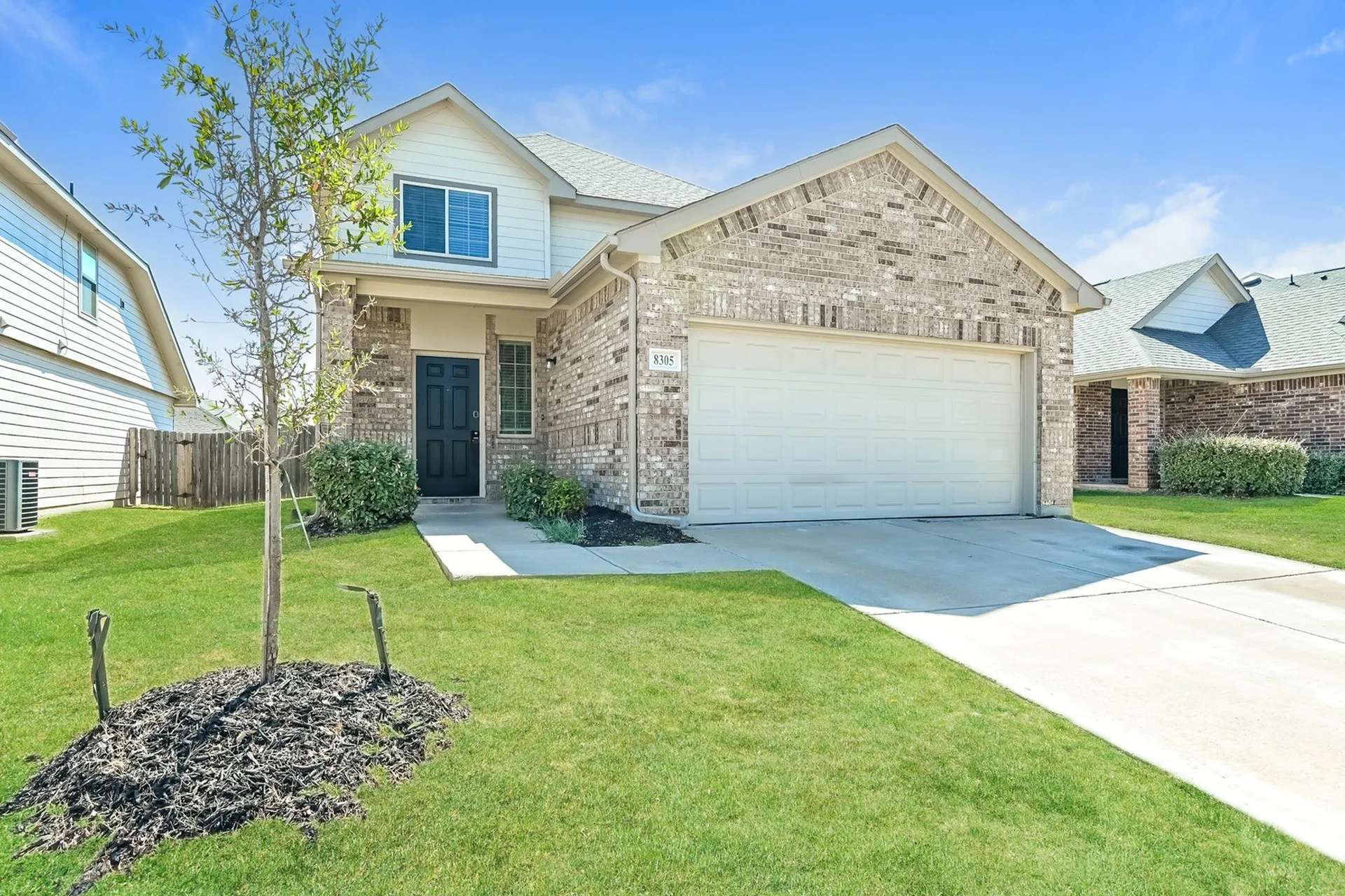 Single Family Residence For Rent in Tarrant County , 8305 Camellia Tree Court, Fort Worth, Texas 76123, 4 Bedroom, 3 Bathroom, 2 Garage spaces, 1,751 Sqft, built in 2021, mls#21388184, Real Estate Agent in Fort Worth, Homes For Rent in Tarrant county, Homes For Rent in Fort Worth, Realtor in Fort Worth Texas, Real Estate Brokerage Independent Realty Texas, Luminita Cordes Realtor
