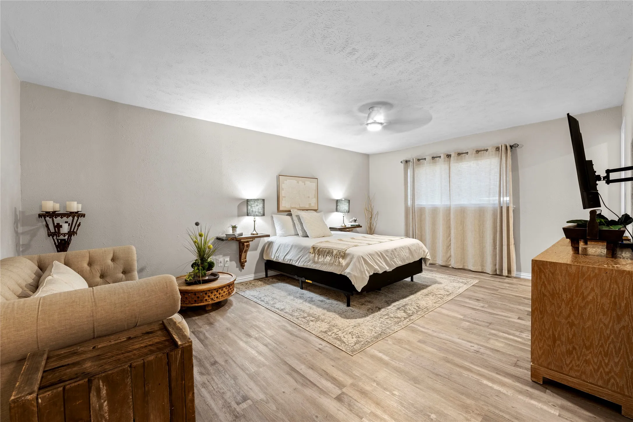 Wood-finish flooring throughout