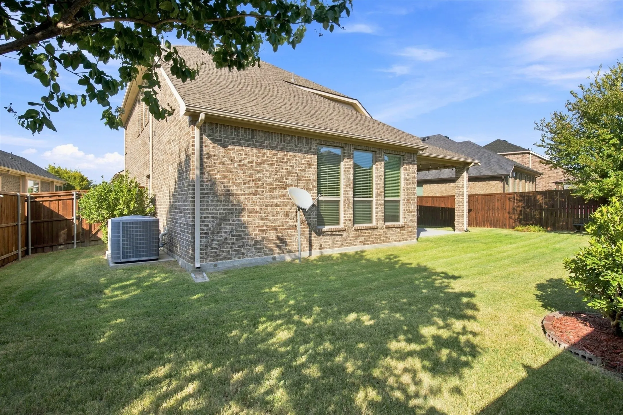 Single Family Residence For Rent in Collin County , 118 Lavender Lane, Wylie, Texas 75098, 4 Bedroom, 3 Bathroom, 2 Garage spaces, 2,811 Sqft, built in 2017, mls#21388183, Real Estate Agent in Wylie, Homes For Rent in Collin county, Homes For Rent in Wylie, Realtor in Wylie Texas, Real Estate Brokerage Independent Realty Texas, Luminita Cordes Realtor