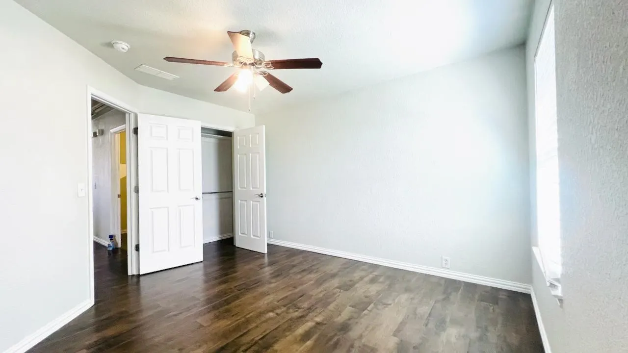 Single Family Residence For Rent in Collin County , 2506 Deer Run Court, Melissa, Texas 75454, 4 Bedroom, 2 Bathroom, 2 Garage spaces, 1,872 Sqft, built in 2004, mls#21386980, Real Estate Agent in Melissa, Homes For Rent in Collin county, Homes For Rent in Melissa, Realtor in Melissa Texas, Real Estate Brokerage Independent Realty Texas, Luminita Cordes Realtor