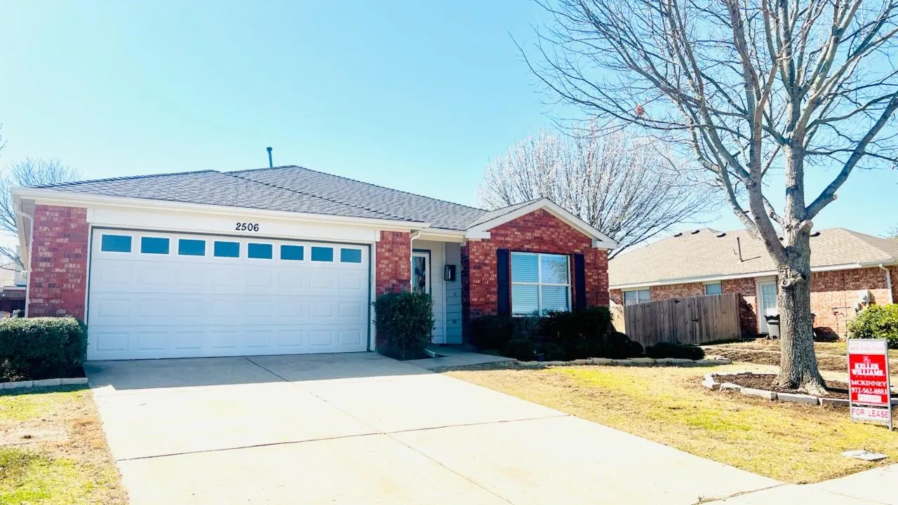 Single Family Residence For Rent in Collin County , 2506 Deer Run Court, Melissa, Texas 75454, 4 Bedroom, 2 Bathroom, 2 Garage spaces, 1,872 Sqft, built in 2004, mls#21386980, Real Estate Agent in Melissa, Homes For Rent in Collin county, Homes For Rent in Melissa, Realtor in Melissa Texas, Real Estate Brokerage Independent Realty Texas, Luminita Cordes Realtor