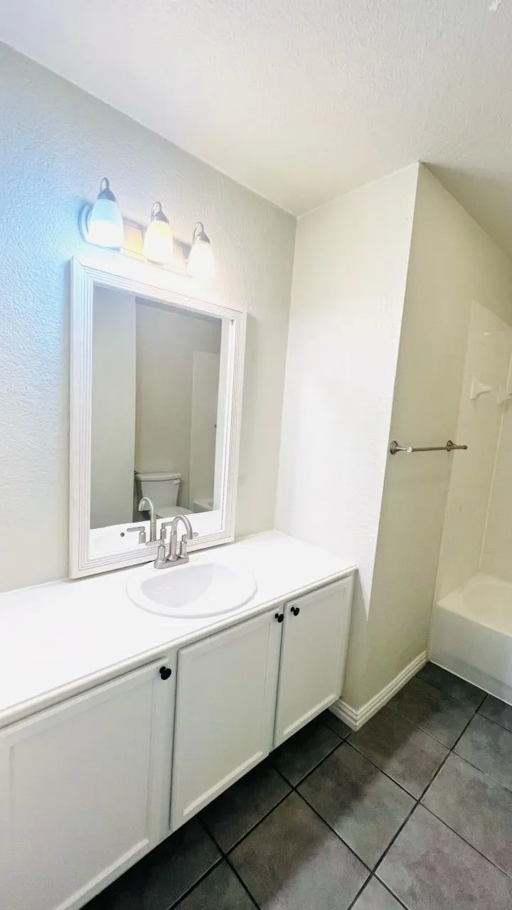 Single Family Residence For Rent in Collin County , 2506 Deer Run Court, Melissa, Texas 75454, 4 Bedroom, 2 Bathroom, 2 Garage spaces, 1,872 Sqft, built in 2004, mls#21386980, Real Estate Agent in Melissa, Homes For Rent in Collin county, Homes For Rent in Melissa, Realtor in Melissa Texas, Real Estate Brokerage Independent Realty Texas, Luminita Cordes Realtor