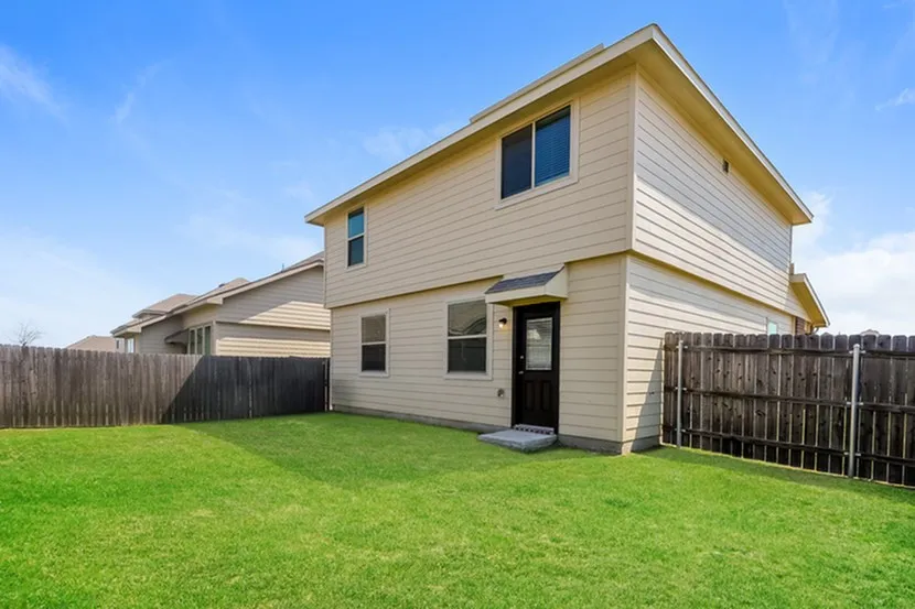 Single Family Residence For Rent in Tarrant County , 8348 Yaupon Holly Trail, Fort Worth, Texas 76123, 4 Bedroom, 3 Bathroom, 2 Garage spaces, 1,751 Sqft, built in 2021, mls#21388193, Real Estate Agent in Fort Worth, Homes For Rent in Tarrant county, Homes For Rent in Fort Worth, Realtor in Fort Worth Texas, Real Estate Brokerage Independent Realty Texas, Luminita Cordes Realtor