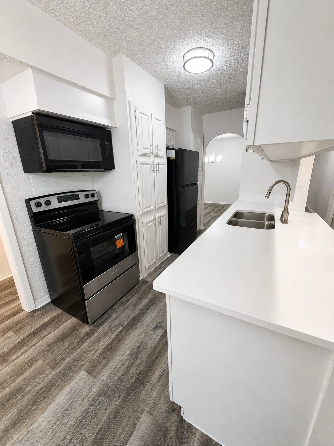Single Family Residence For Rent in Tarrant County , 5309 Holly Trail, Arlington, Texas 76016, 3 Bedroom, 2 Bathroom, 2 Garage spaces, 1,675 Sqft, built in 1974, mls#21388197, Real Estate Agent in Arlington, Homes For Rent in Tarrant county, Homes For Rent in Arlington, Realtor in Arlington Texas, Real Estate Brokerage Independent Realty Texas, Luminita Cordes Realtor
