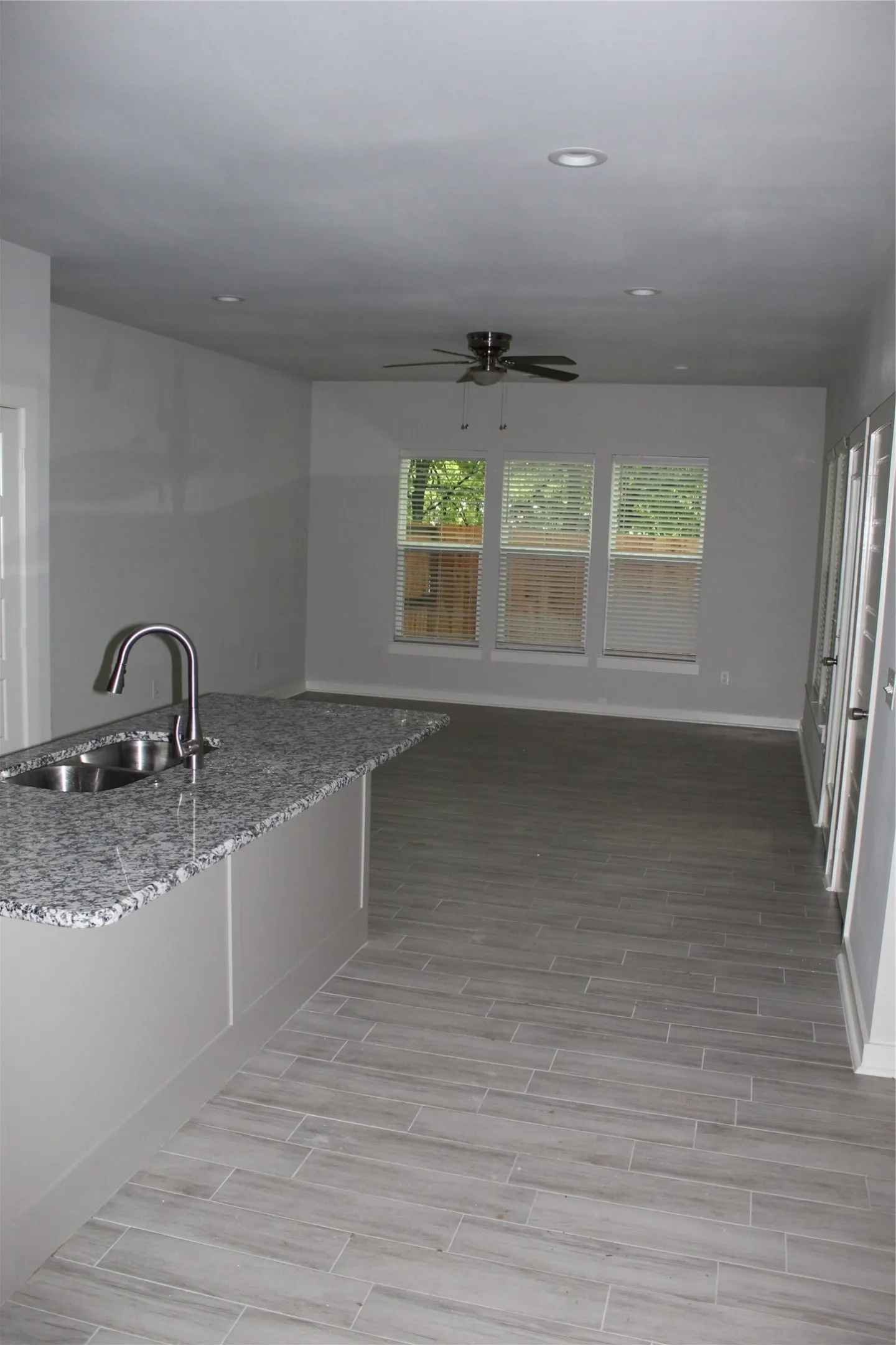 Duplex For Rent in Denton County , 810 Dover, Pilot Point, Texas 76258, 3 Bedroom, 3 Bathroom, 2 Garage spaces, 1,877 Sqft, built in 2019, mls#21388201, Real Estate Agent in Pilot Point, Homes For Rent in Denton county, Homes For Rent in Pilot Point, Realtor in Pilot Point Texas, Real Estate Brokerage Independent Realty Texas, Luminita Cordes Realtor