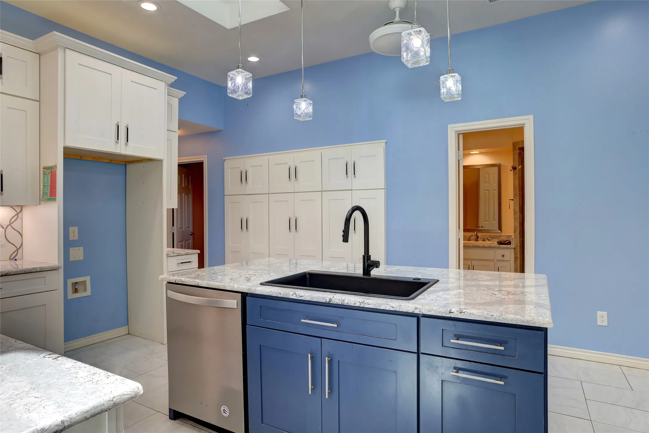 Single Family Residence For Sale in Collin County , 920 Raywood Circle, Plano, Texas 75075, 4 Bedroom, 3 Bathroom, 2 Garage spaces, 2,983 Sqft, built in 1983, mls#21388207, Real Estate Agent in Plano, Homes For Sale in Collin county, Homes For Sale in Plano, Realtor in Plano Texas, Real Estate Brokerage Independent Realty Texas, Luminita Cordes Realtor