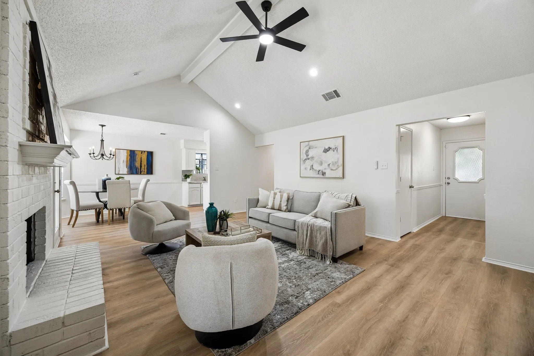 Single Family Residence For Sale in Tarrant County , 7208 Meadowbrook Drive, Watauga, Texas 76148, 3 Bedroom, 2 Bathroom, 2 Garage spaces, 1,541 Sqft, built in 1984, mls#21380698, Real Estate Agent in Watauga, Homes For Sale in Tarrant county, Homes For Sale in Watauga, Realtor in Watauga Texas, Real Estate Brokerage Independent Realty Texas, Luminita Cordes Realtor