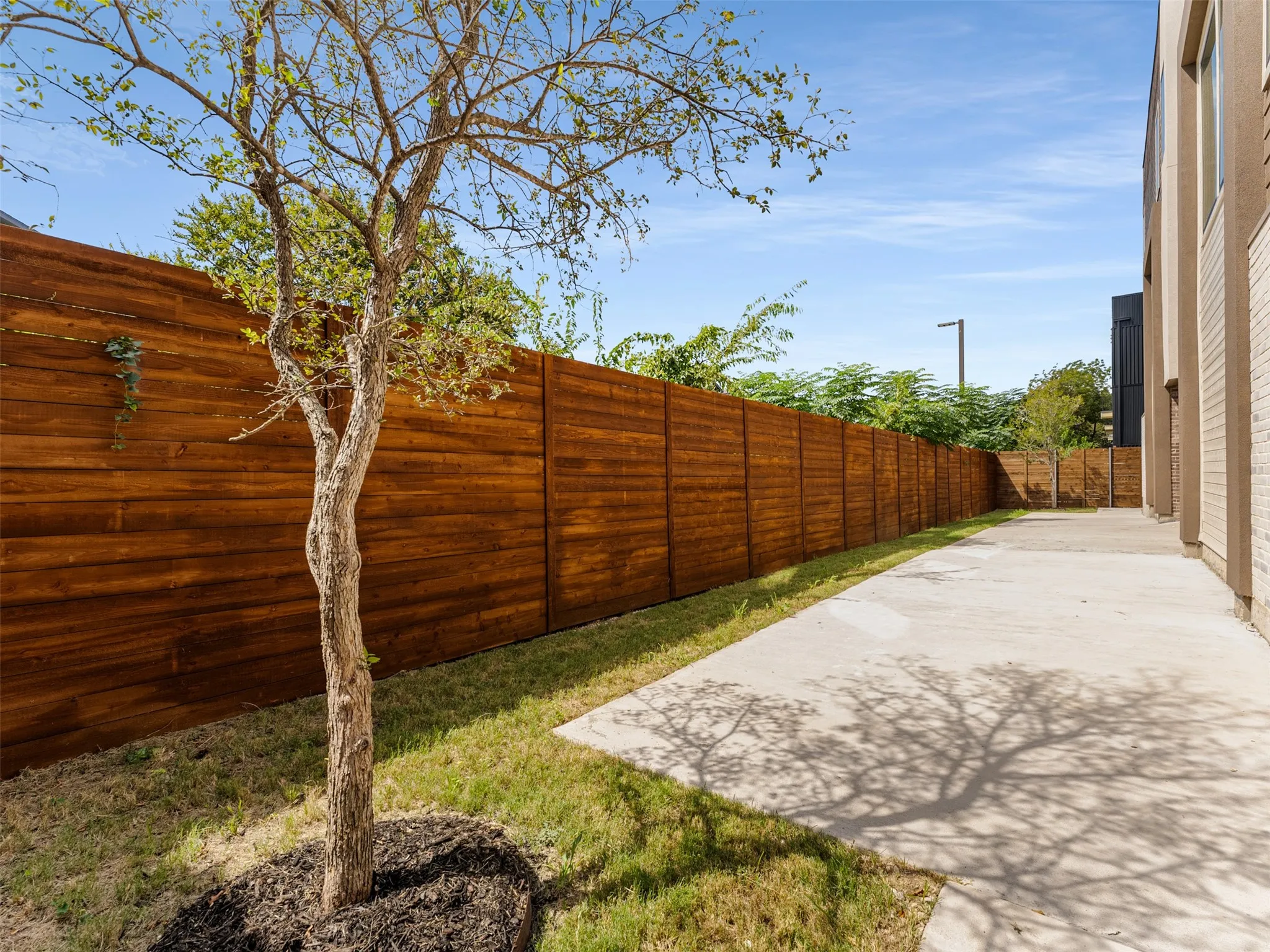 Condominium For Rent in Dallas County , 2015 N Prairie Avenue 206, Dallas, Texas 75204, 2 Bedroom, 3 Bathroom, 2 Garage spaces, 1,403 Sqft, built in 2026, mls#21387147, Real Estate Agent in Dallas, Homes For Rent in Dallas county, Homes For Rent in Dallas, Realtor in Dallas Texas, Real Estate Brokerage Independent Realty Texas, Luminita Cordes Realtor
