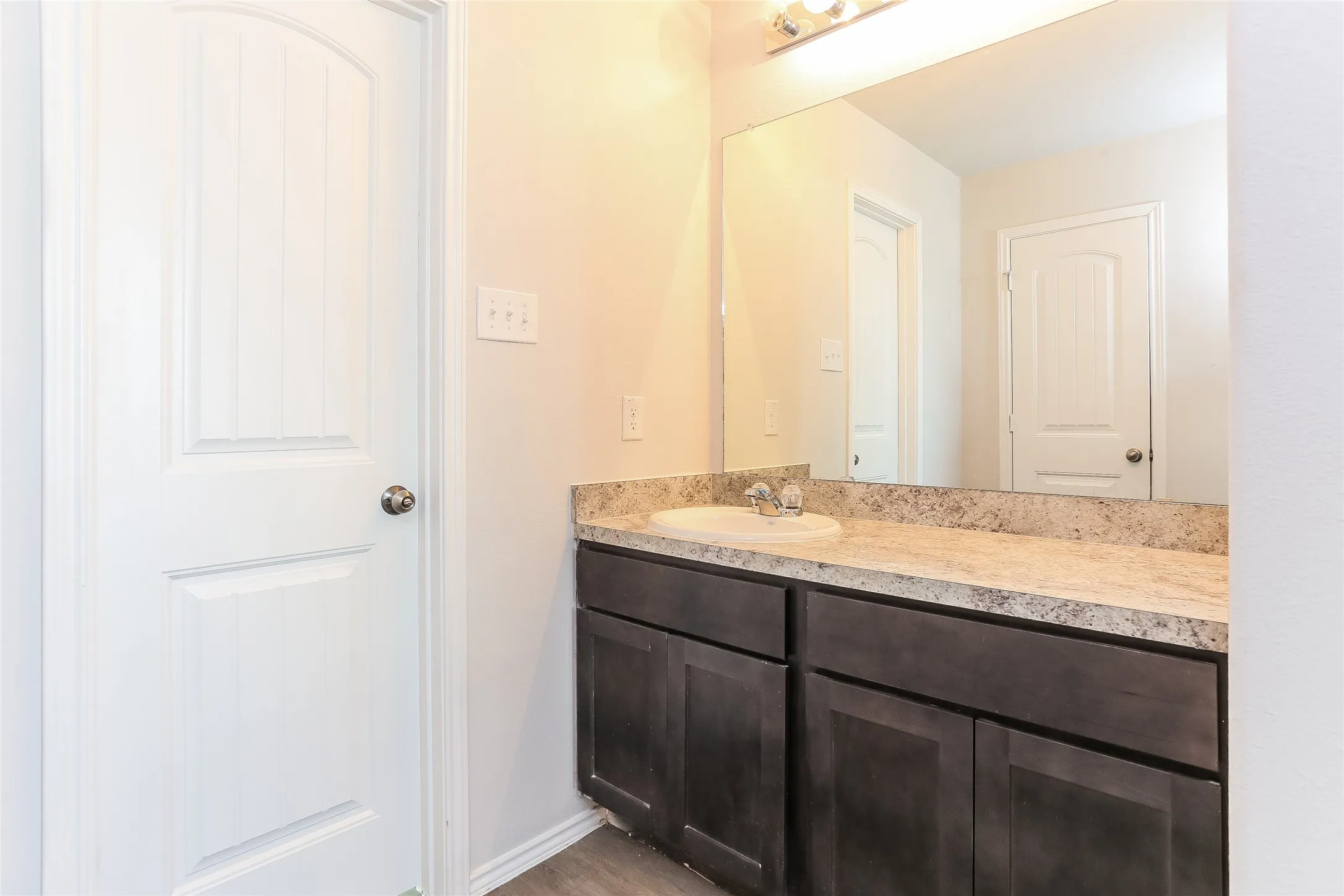 Single Family Residence For Rent in Tarrant County , 8212 Sycamore Brook Drive, Fort Worth, Texas 76123, 4 Bedroom, 3 Bathroom, 2 Garage spaces, 1,947 Sqft, built in 2022, mls#21388213, Real Estate Agent in Fort Worth, Homes For Rent in Tarrant county, Homes For Rent in Fort Worth, Realtor in Fort Worth Texas, Real Estate Brokerage Independent Realty Texas, Luminita Cordes Realtor