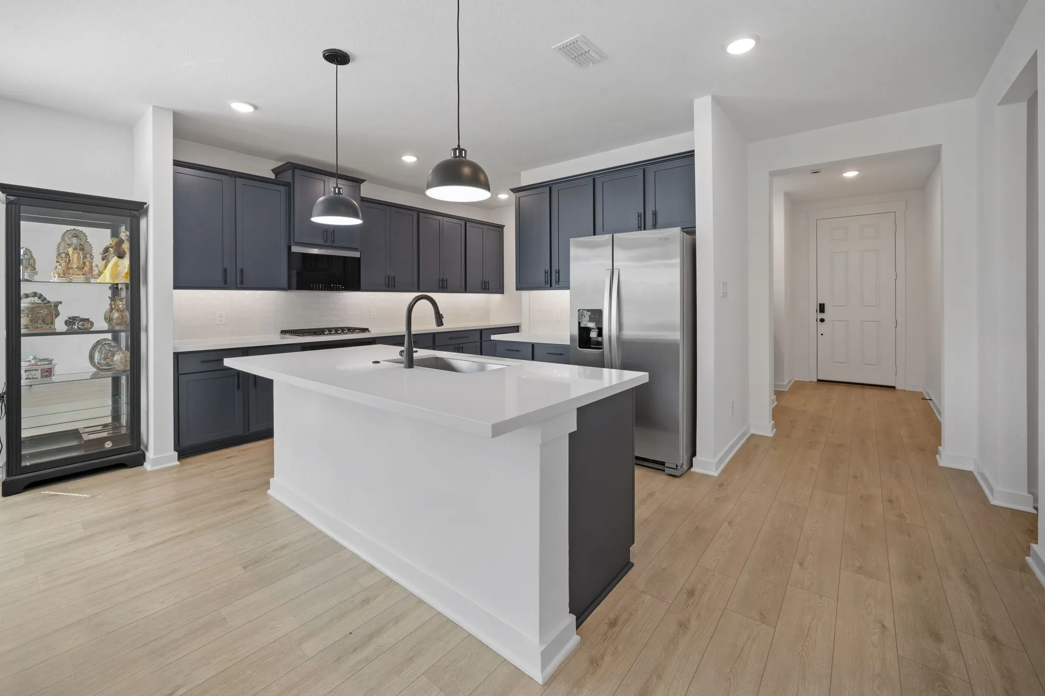 Single Family Residence For Sale in Ellis County , 412 Wabash Drive, Waxahachie, Texas 75167, 4 Bedroom, 3 Bathroom, 2 Garage spaces, 2,558 Sqft, built in 2025, mls#21388120, Real Estate Agent in Waxahachie, Homes For Sale in Ellis county, Homes For Sale in Waxahachie, Realtor in Waxahachie Texas, Real Estate Brokerage Independent Realty Texas, Luminita Cordes Realtor