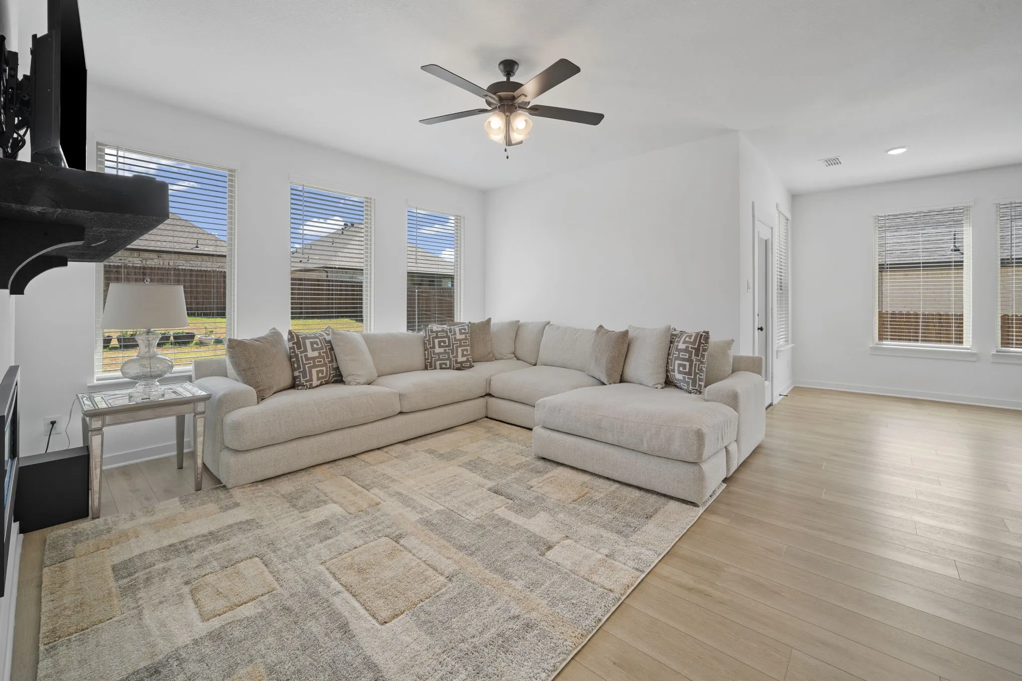 Single Family Residence For Sale in Ellis County , 412 Wabash Drive, Waxahachie, Texas 75167, 4 Bedroom, 3 Bathroom, 2 Garage spaces, 2,558 Sqft, built in 2025, mls#21388120, Real Estate Agent in Waxahachie, Homes For Sale in Ellis county, Homes For Sale in Waxahachie, Realtor in Waxahachie Texas, Real Estate Brokerage Independent Realty Texas, Luminita Cordes Realtor